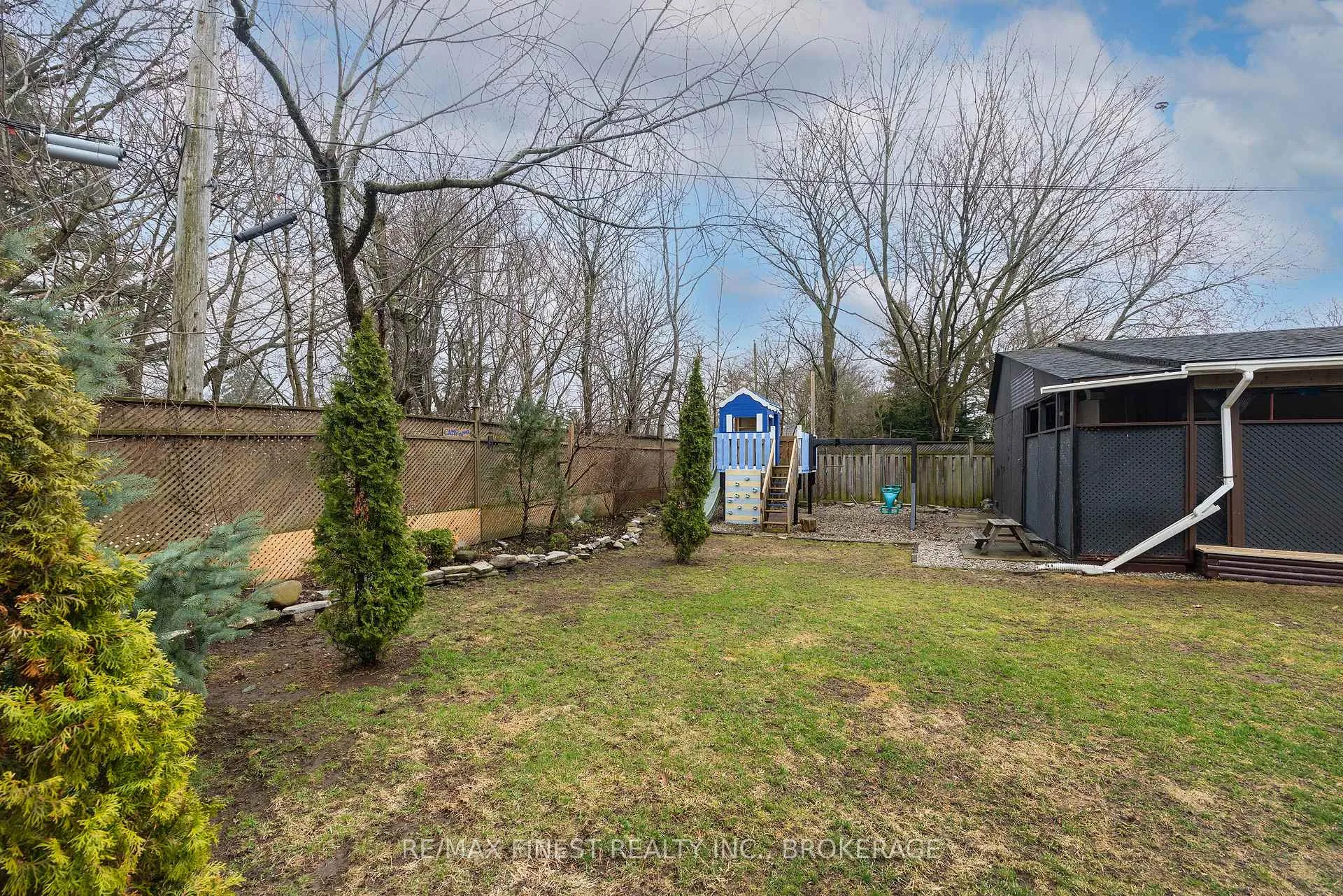Photo 46 of 391 Mowat Avenue, Kingston, Central City West — HOMEH