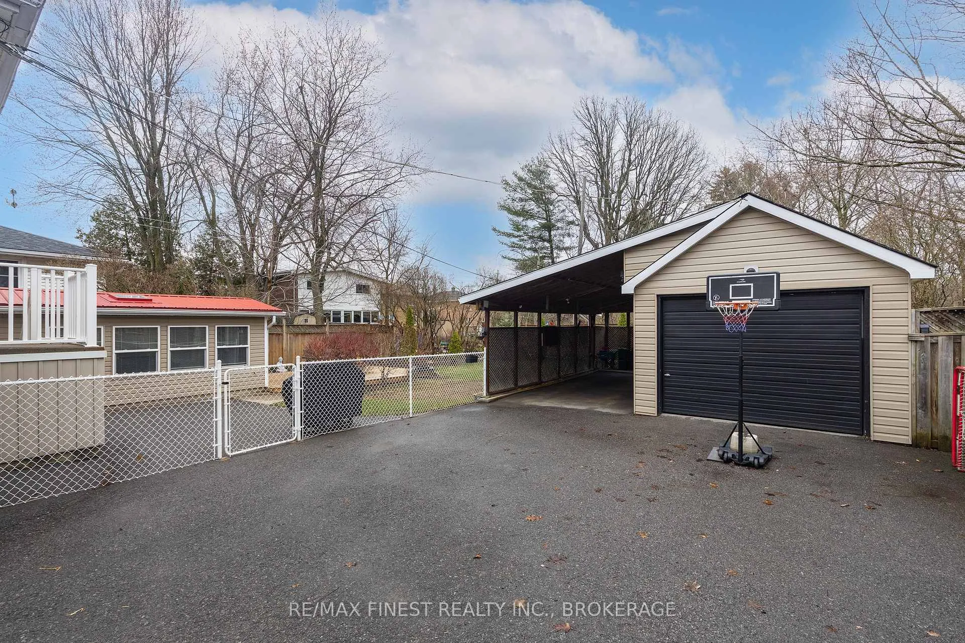 Photo 49 of 391 Mowat Avenue, Kingston, Central City West — HOMEH
