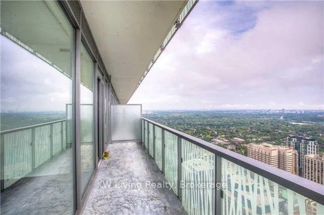 Photo 11 of Unit LP4902, 50 Charles Street E, Toronto, Church-Yonge Corridor — HOMEH