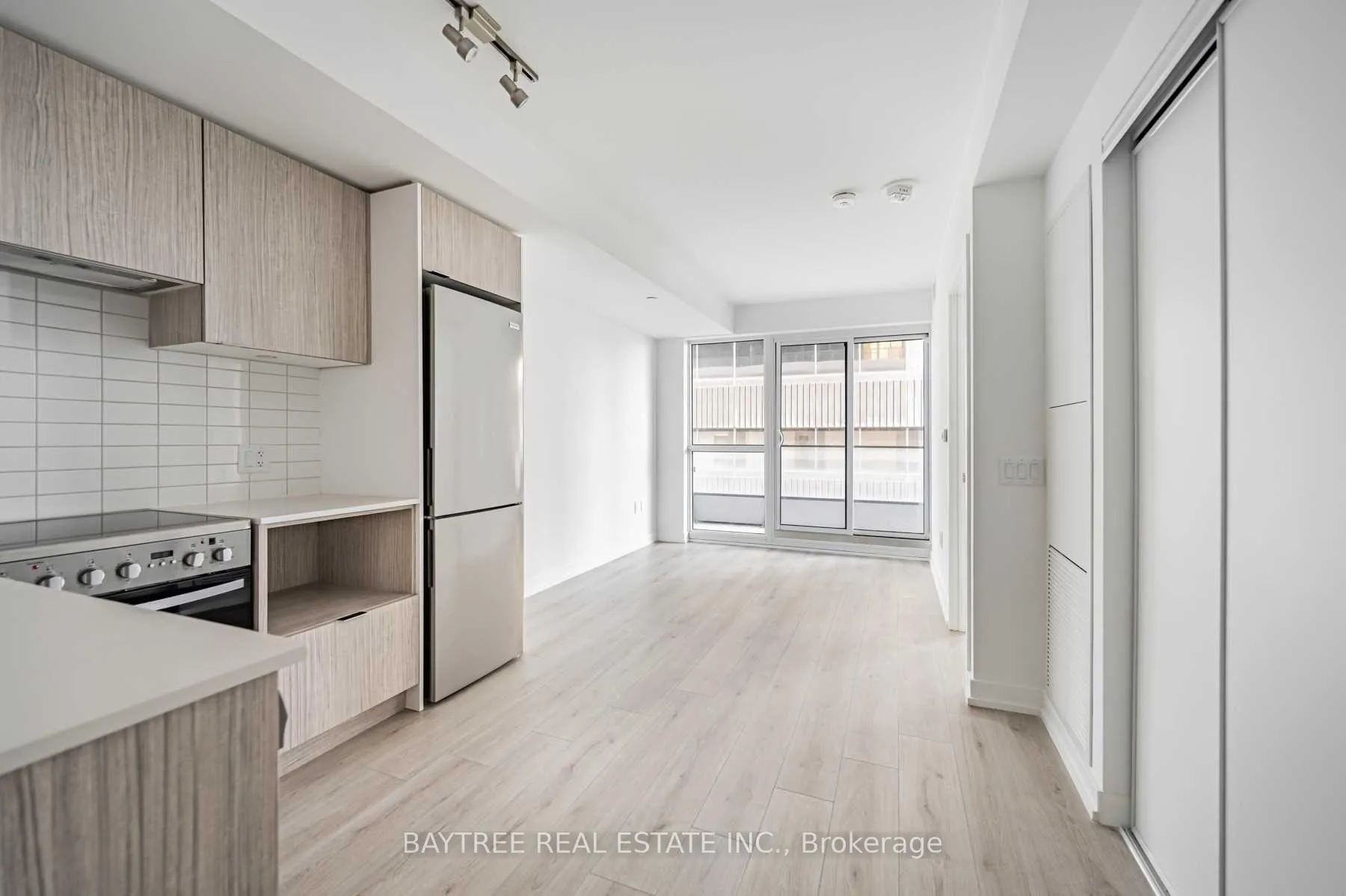 Photo 2 of Unit 1604, 395 Bloor St E Street E, Toronto, Cabbagetown-South St. James Town — HOMEH