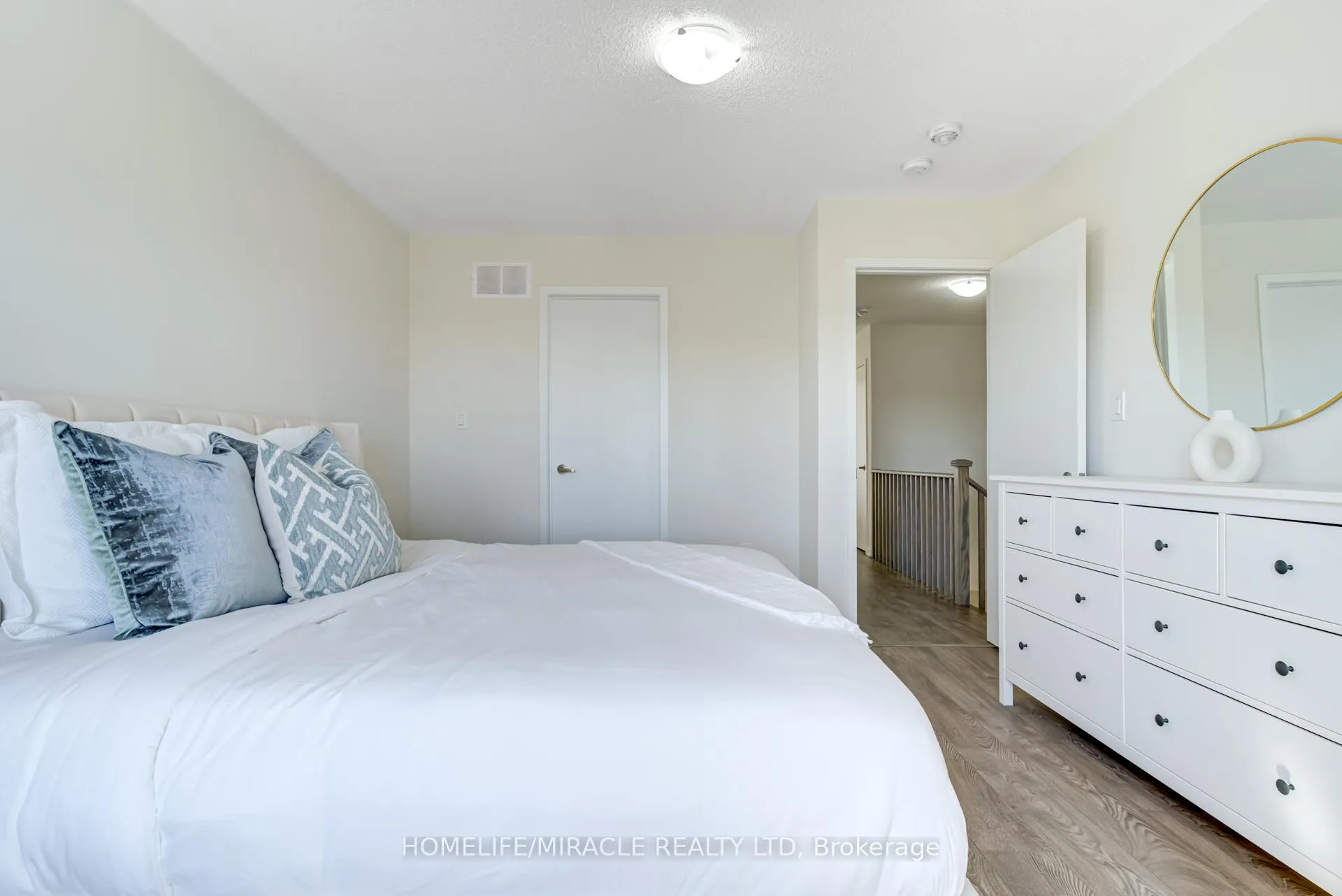 Photo 25 of 18 Queensland Crescent, Caledon, Bolton East — HOMEH