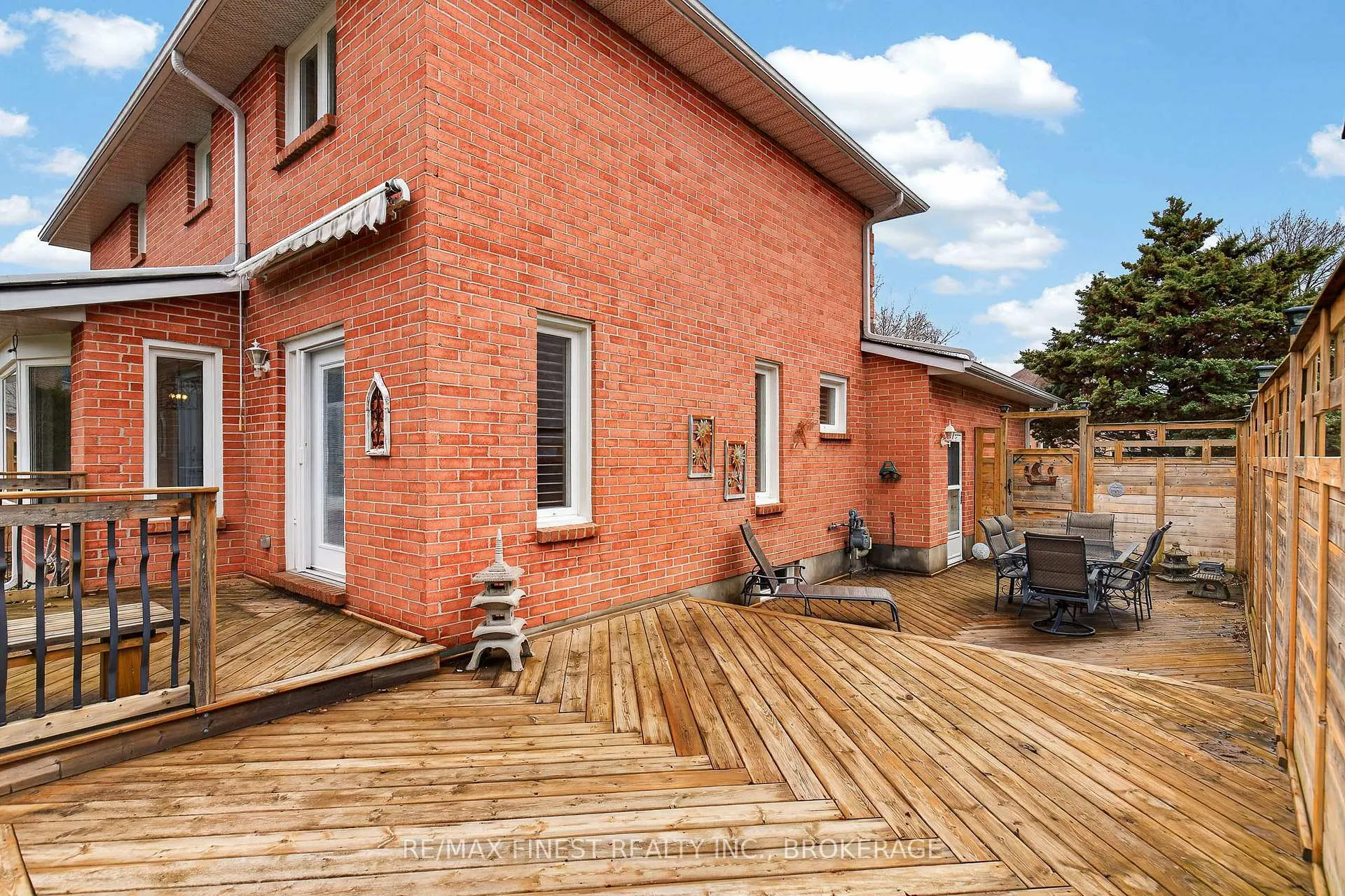 Photo 6 of 896 Ambleside Crescent, Kingston, North of Taylor-Kidd Blvd — HOMEH