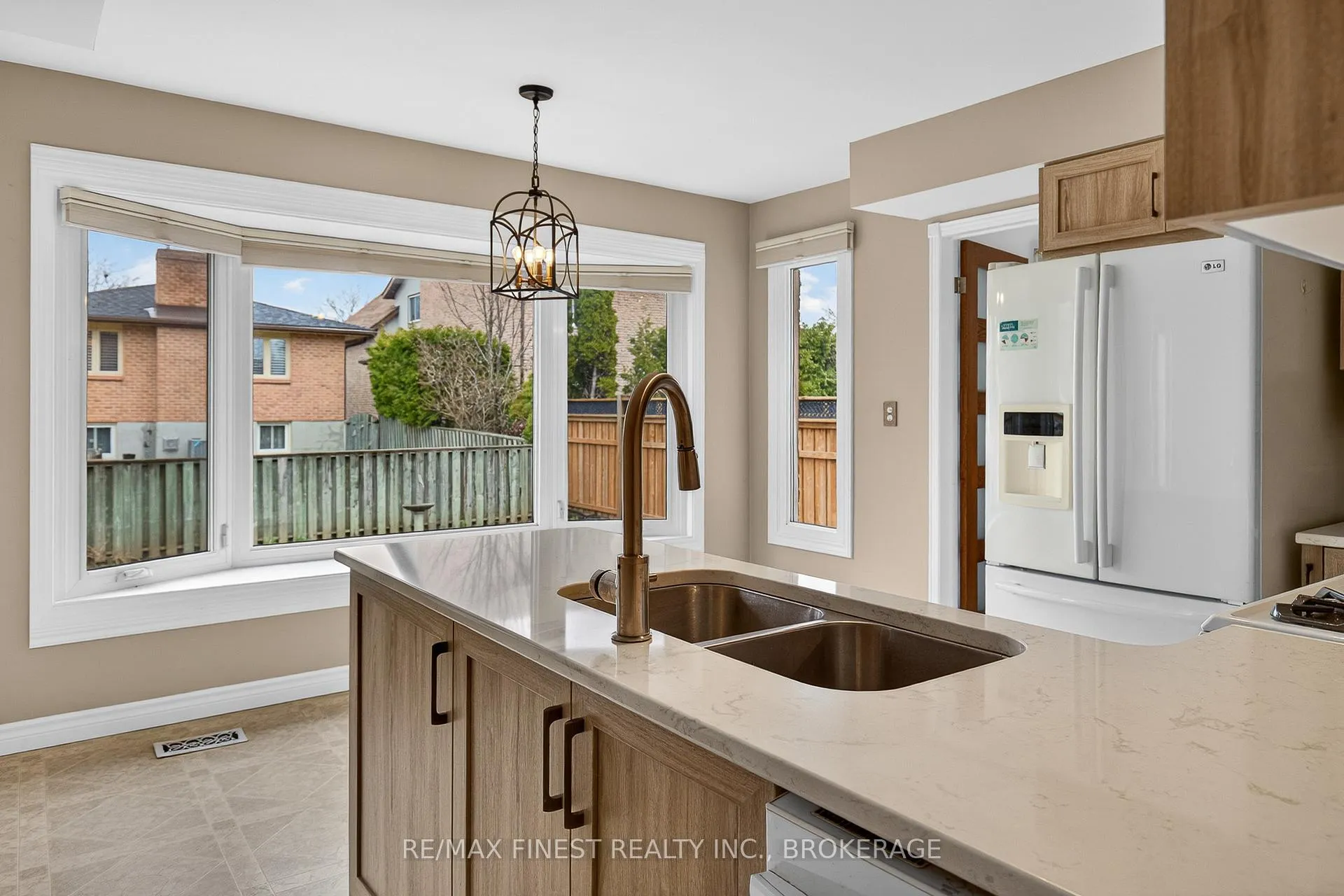 Photo 24 of 896 Ambleside Crescent, Kingston, North of Taylor-Kidd Blvd — HOMEH