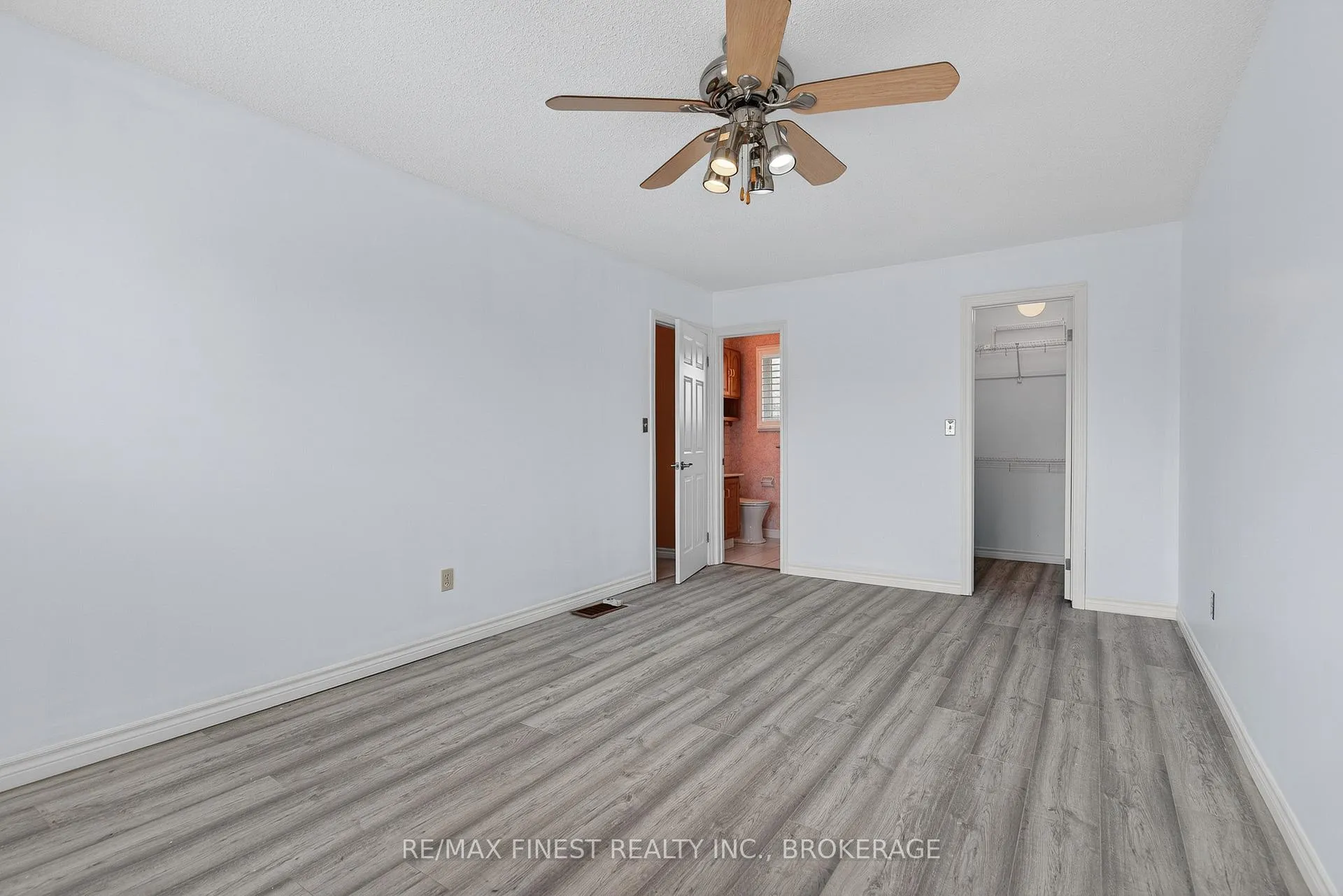 Photo 33 of 896 Ambleside Crescent, Kingston, North of Taylor-Kidd Blvd — HOMEH