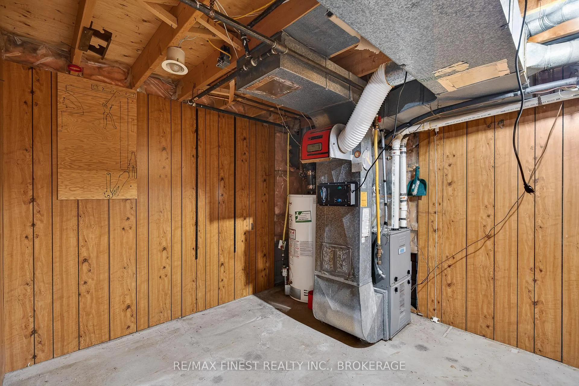 Photo 50 of 896 Ambleside Crescent, Kingston, North of Taylor-Kidd Blvd — HOMEH