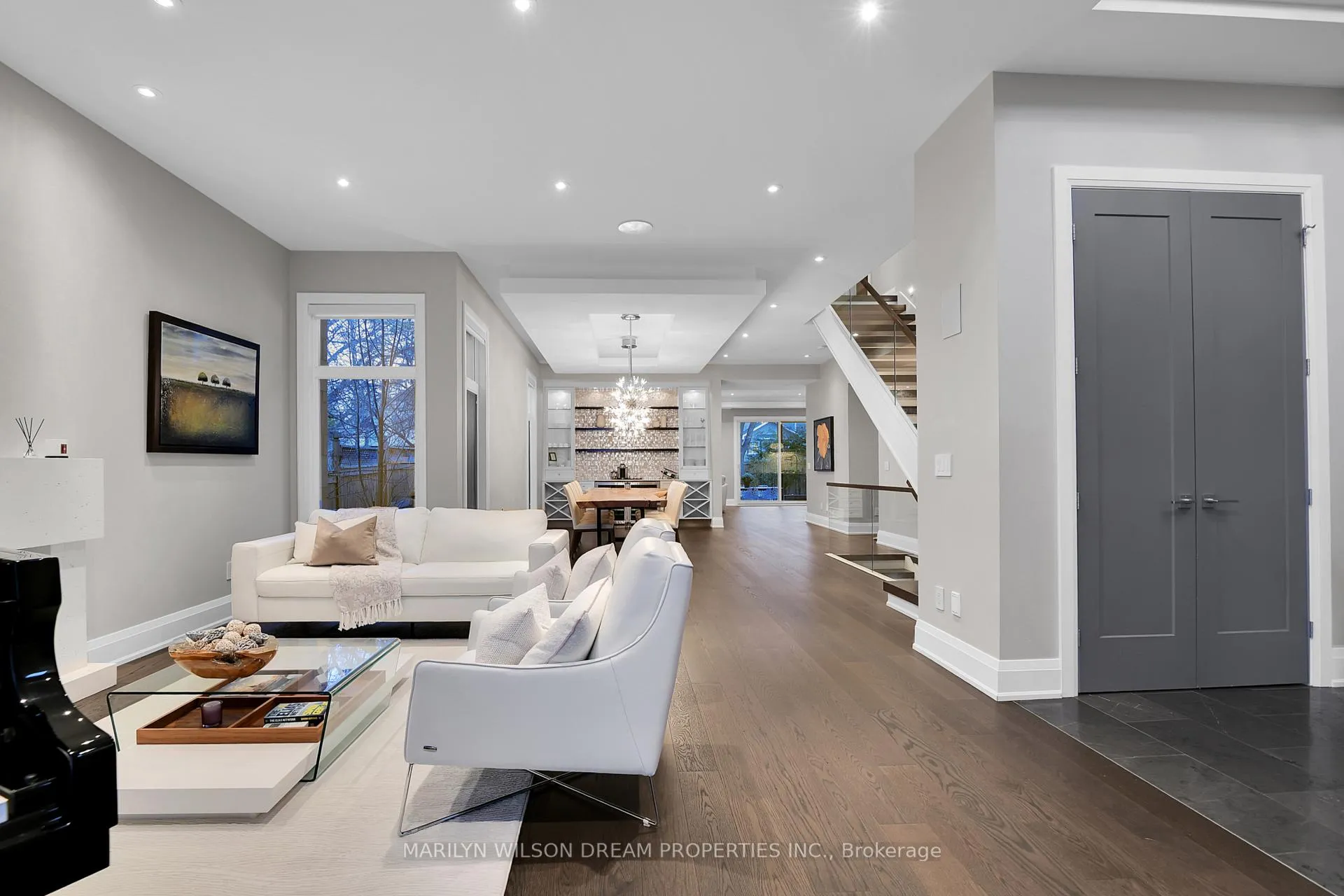 Photo 12 of 294 Mountbatten Avenue, Ottawa, Alta Vista/Faircrest Heights — HOMEH