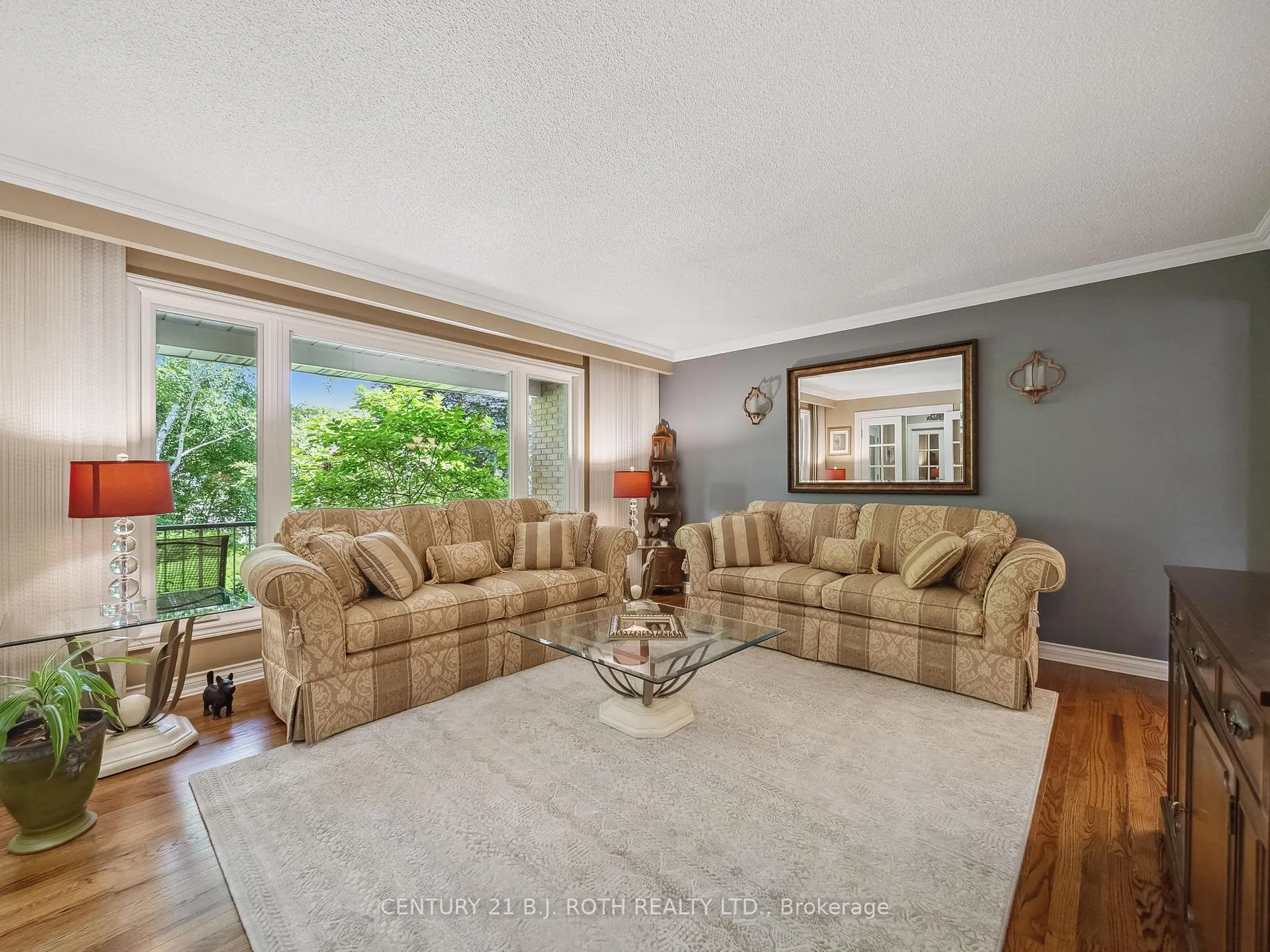 Photo 6 of 18 Claypine Trail, Brampton, Brampton North — HOMEH