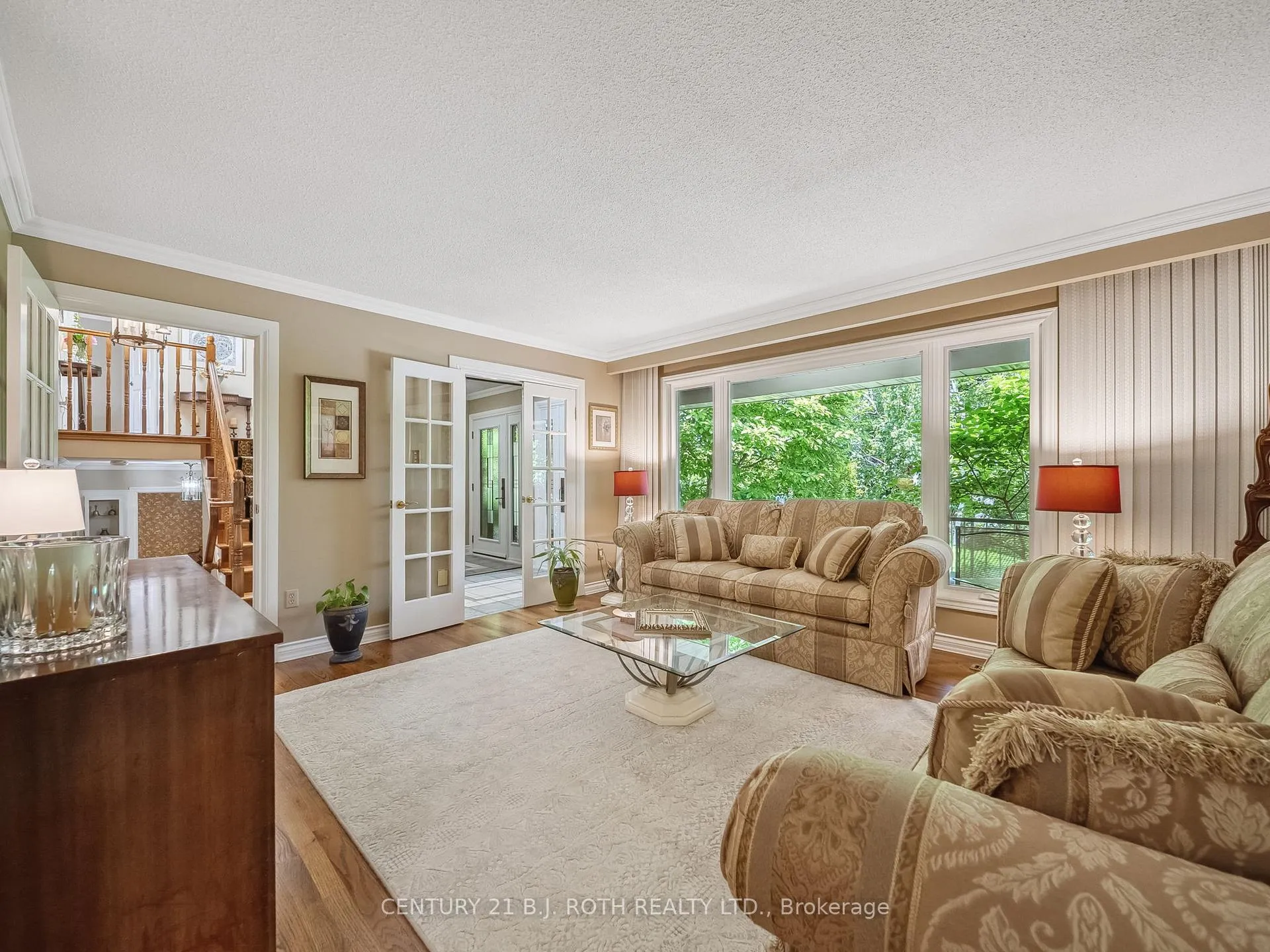 Photo 7 of 18 Claypine Trail, Brampton, Brampton North — HOMEH