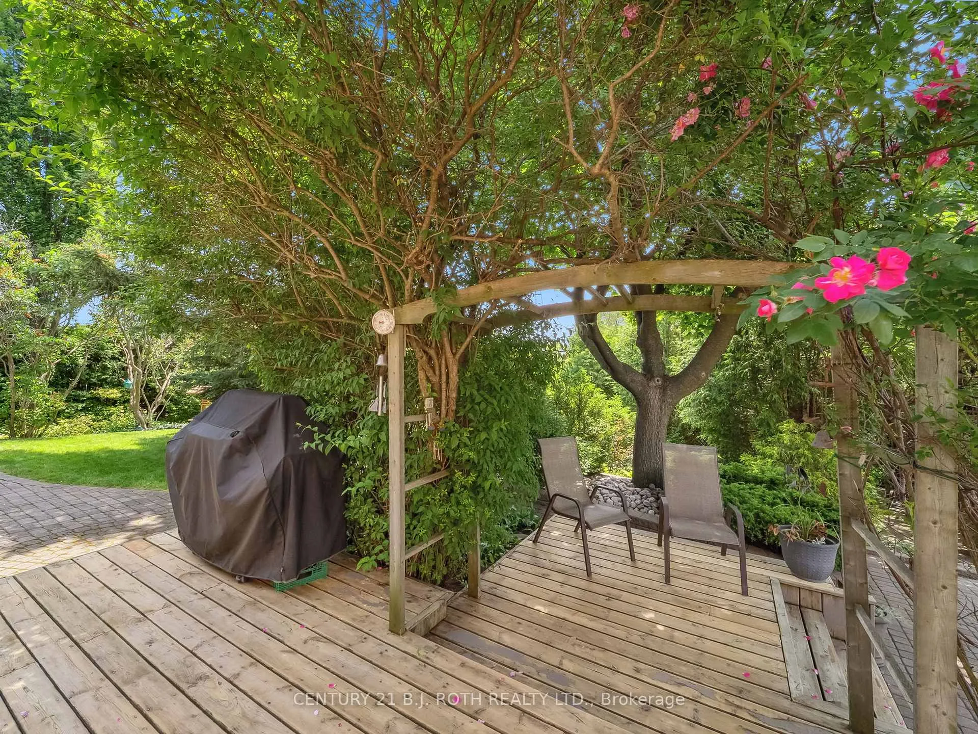 Photo 36 of 18 Claypine Trail, Brampton, Brampton North — HOMEH