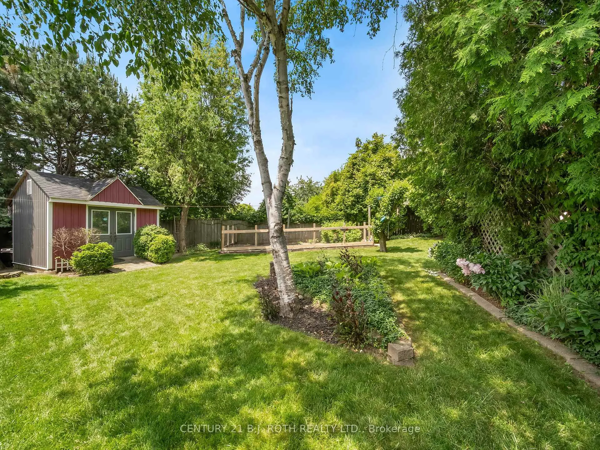 Photo 42 of 18 Claypine Trail, Brampton, Brampton North — HOMEH