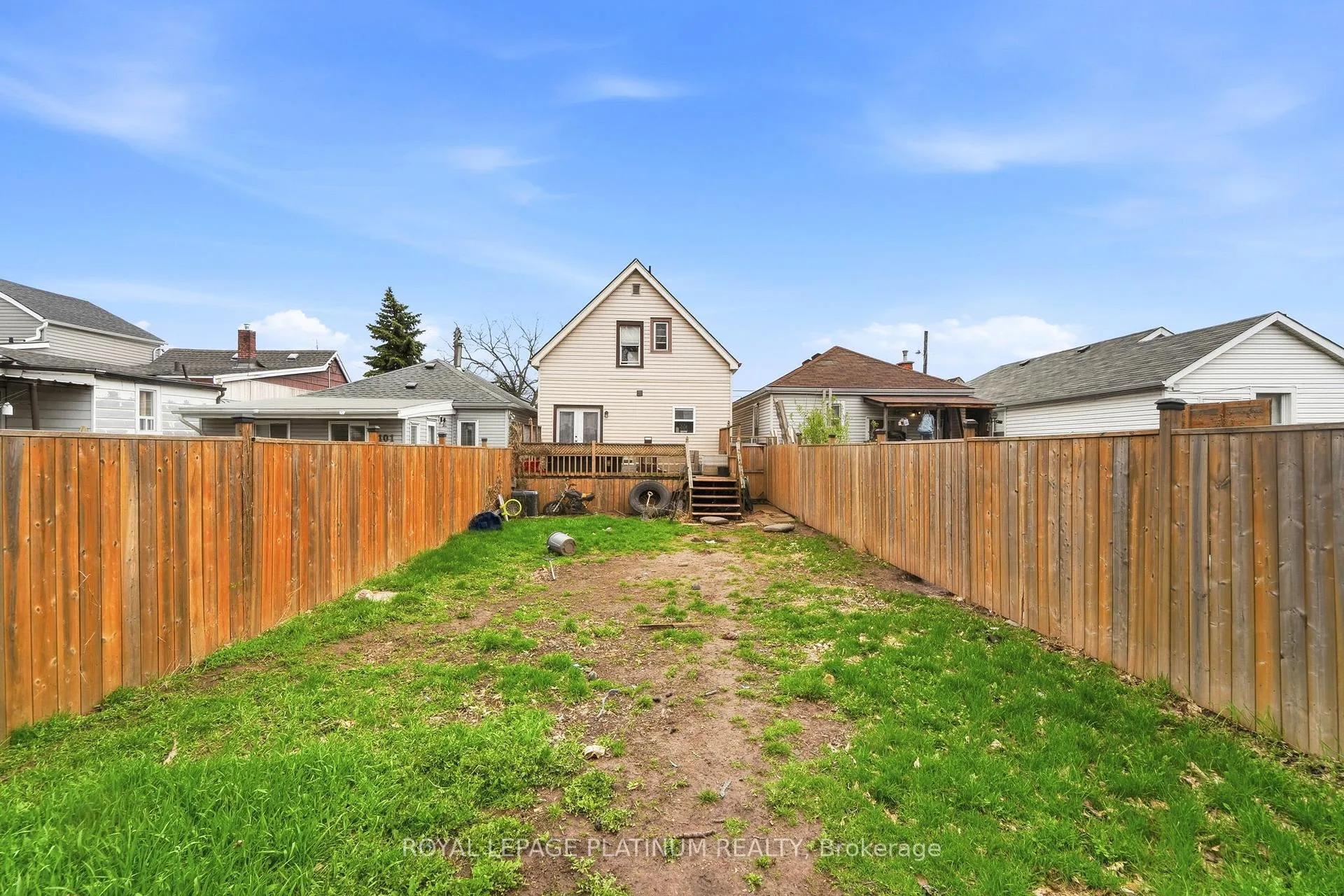 Photo 25 of 99 Robins Avenue, Hamilton, Crown Point — HOMEH