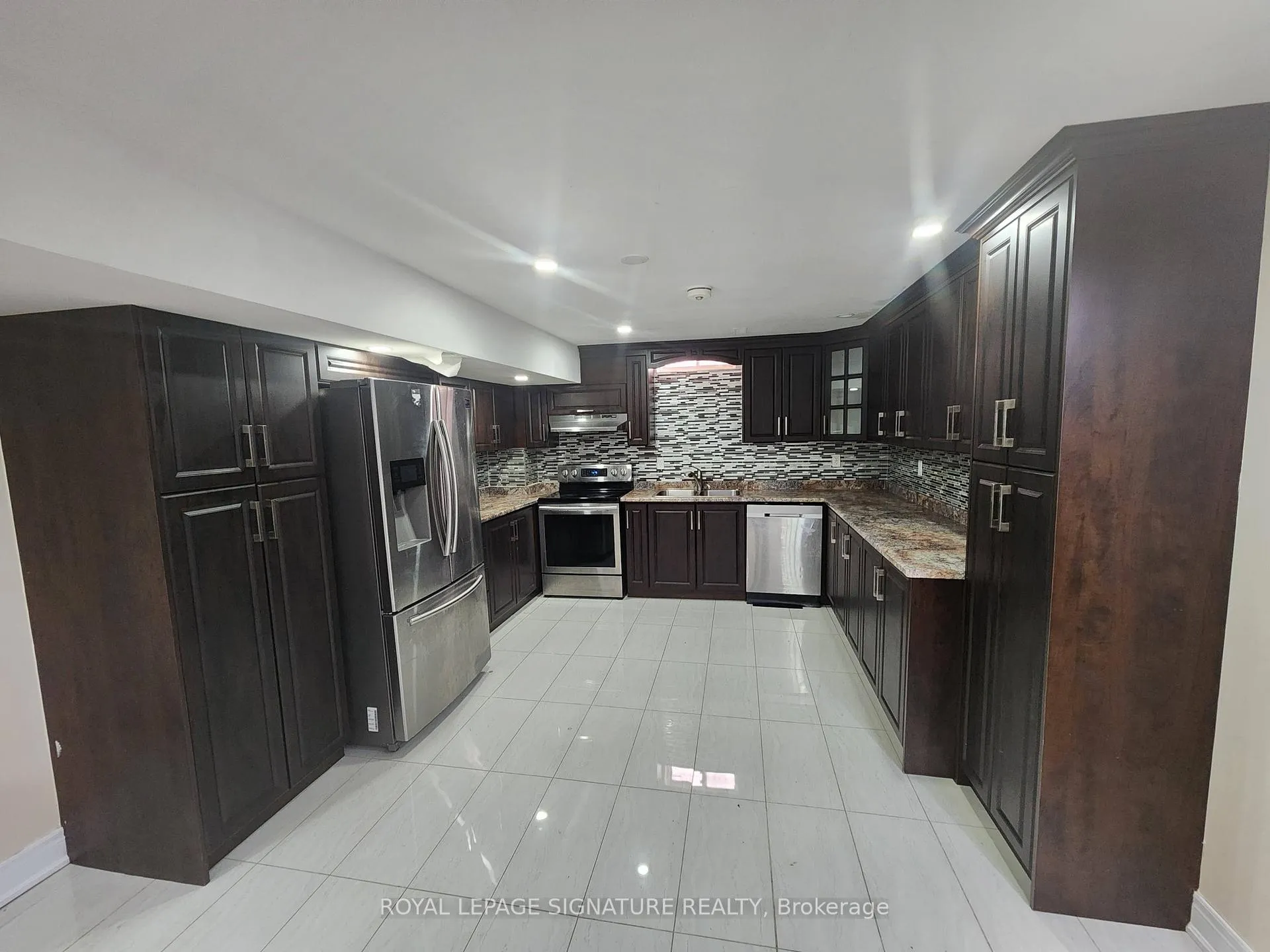 Photo 11 of Unit Bsmt, 6 Venue Road, Brampton, Toronto Gore Rural Estate — HOMEH