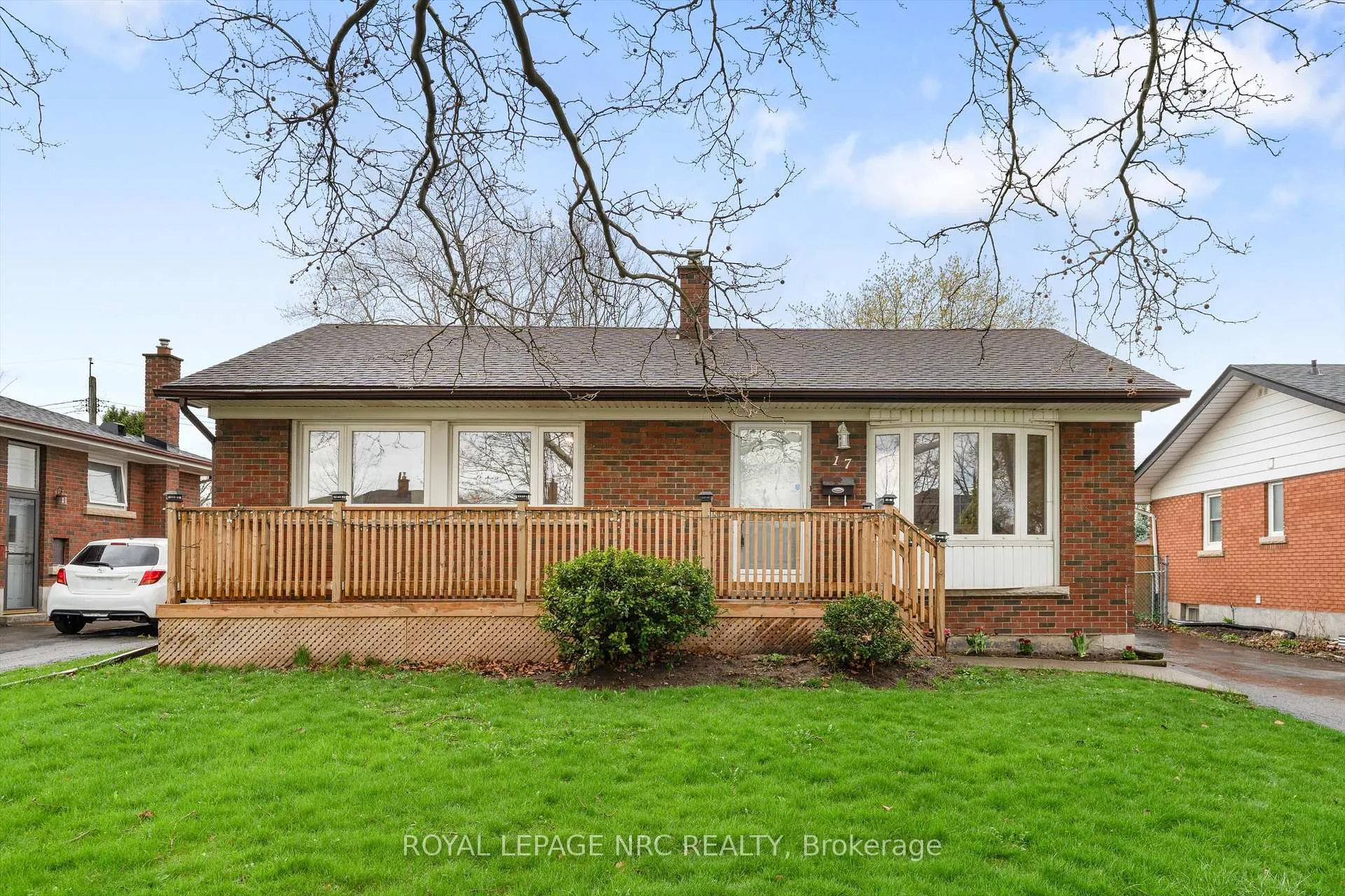 Photo 2 of 17 Milton Road, St. Catharines, E. Chester — HOMEH