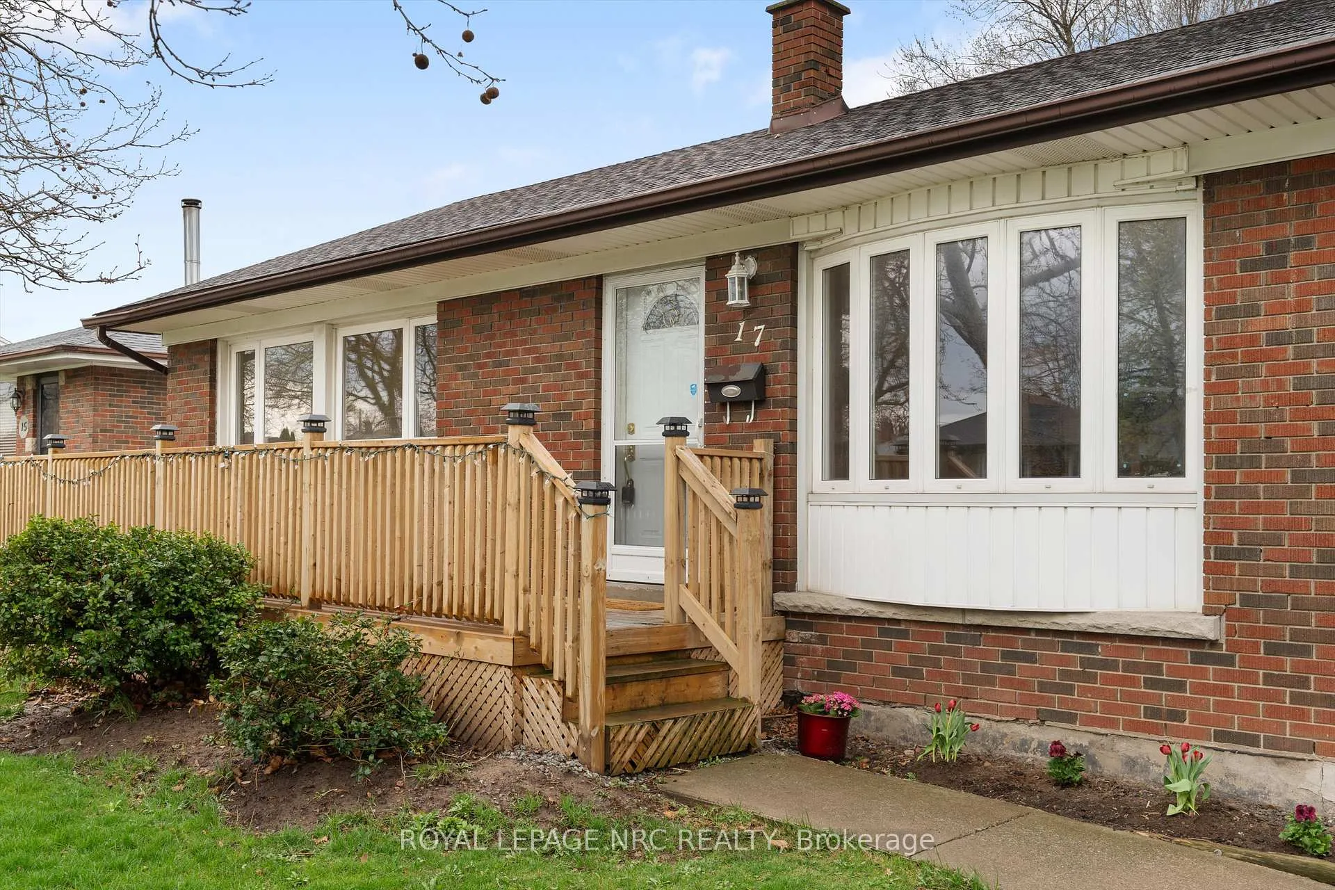 Photo 3 of 17 Milton Road, St. Catharines, E. Chester — HOMEH