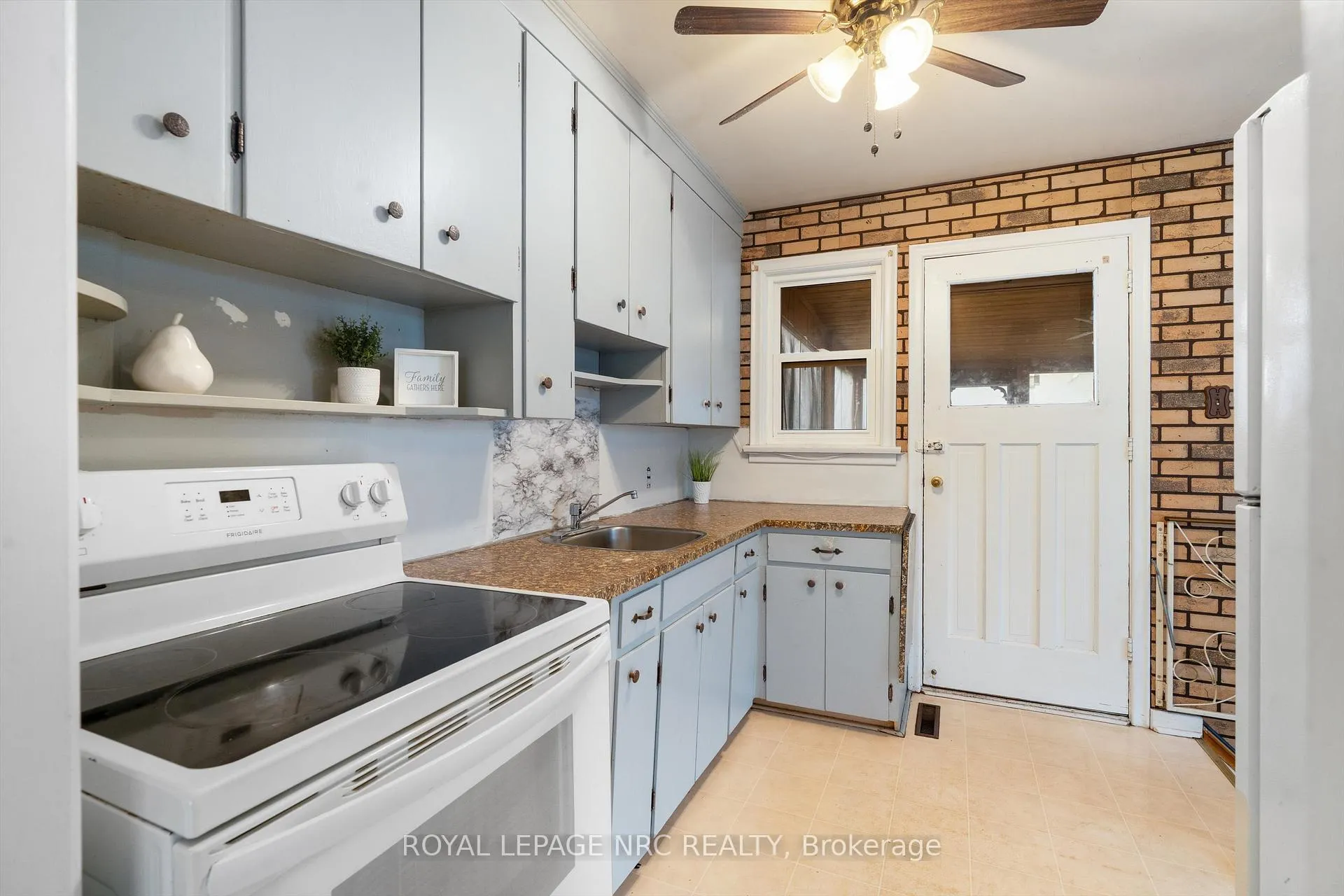 Photo 8 of 17 Milton Road, St. Catharines, E. Chester — HOMEH