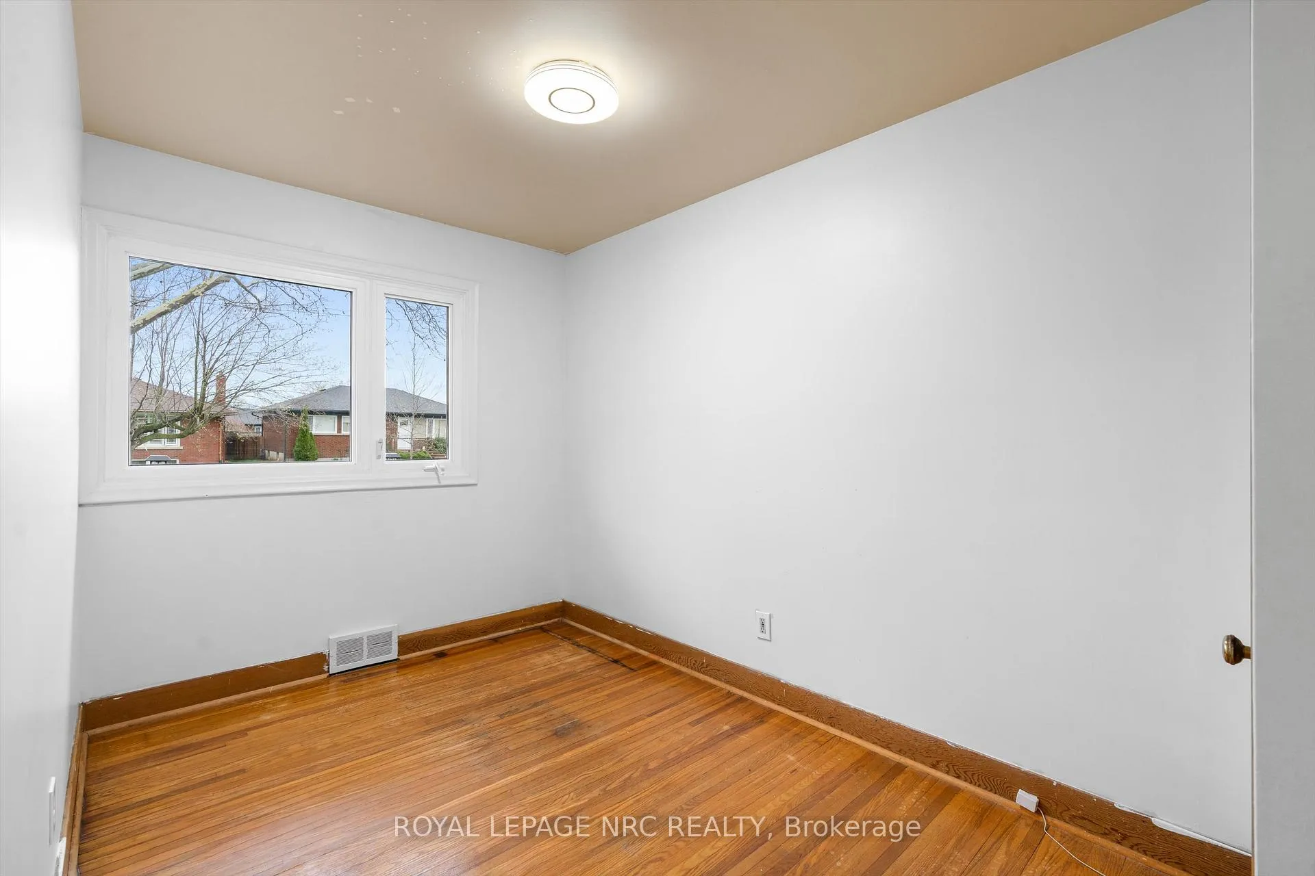 Photo 18 of 17 Milton Road, St. Catharines, E. Chester — HOMEH