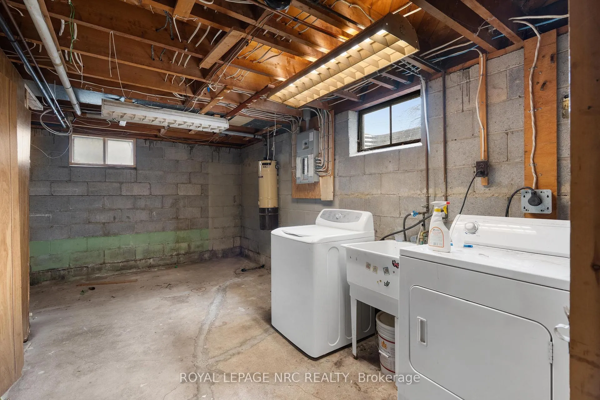 Photo 28 of 17 Milton Road, St. Catharines, E. Chester — HOMEH