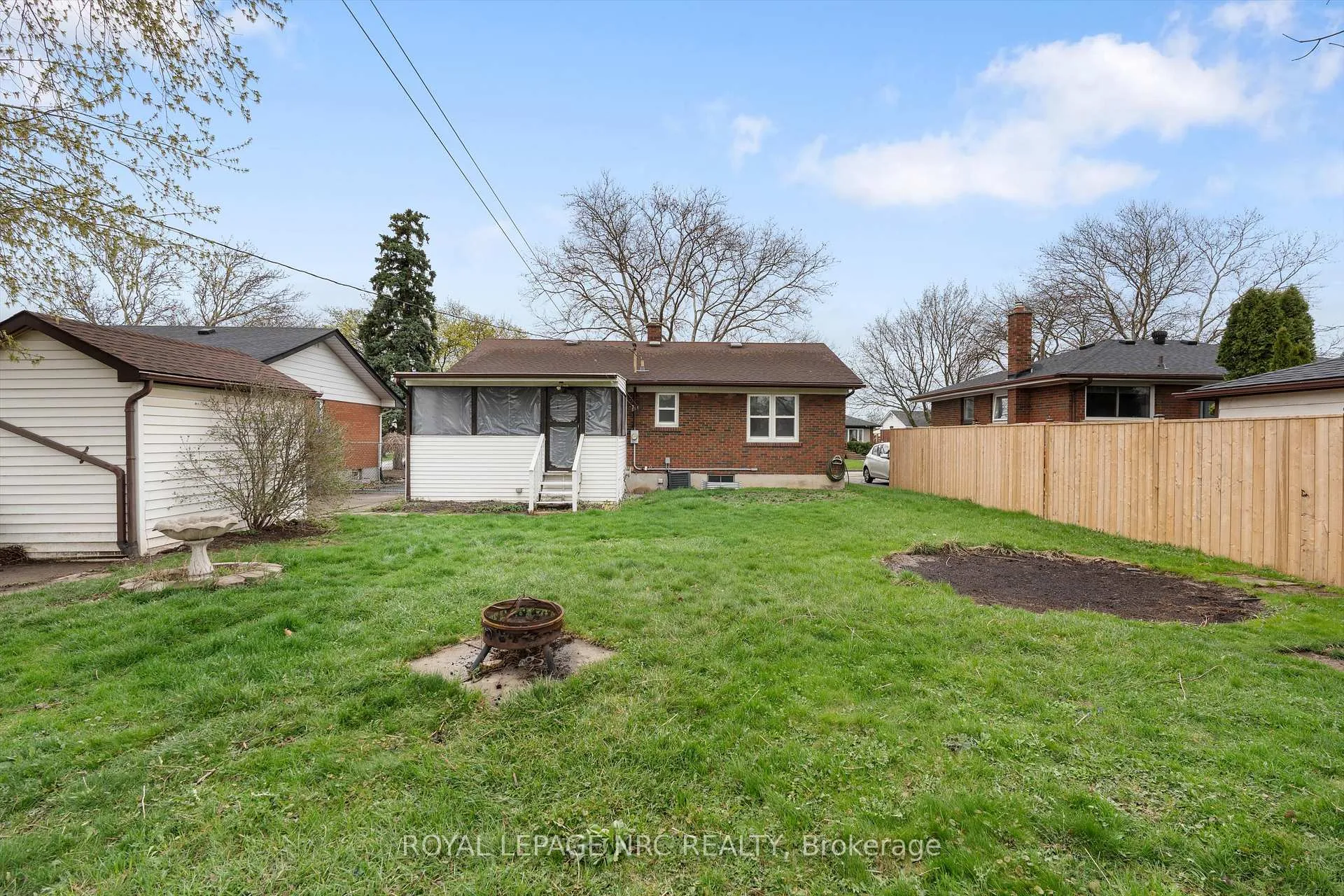 Photo 33 of 17 Milton Road, St. Catharines, E. Chester — HOMEH