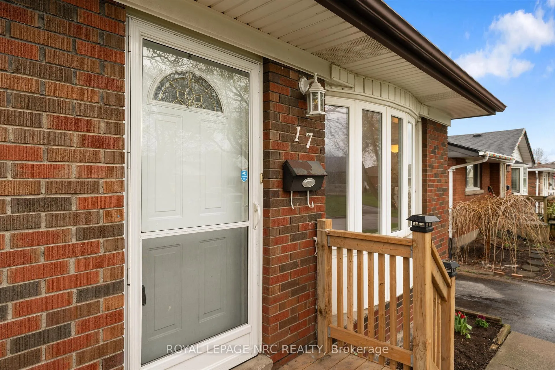 Photo 35 of 17 Milton Road, St. Catharines, E. Chester — HOMEH