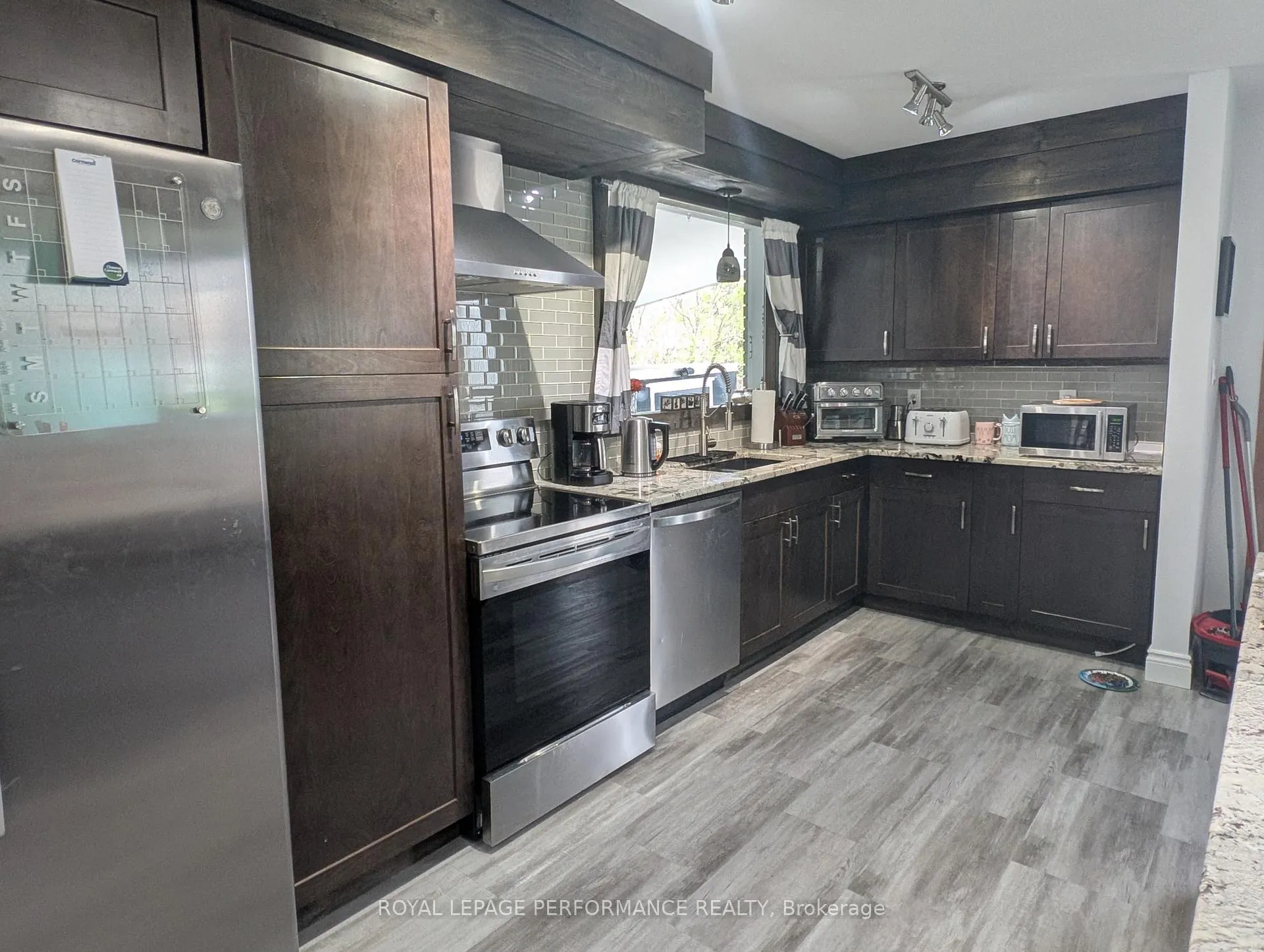 Photo 6 of 320 Baldwin Avenue, Cornwall — HOMEH