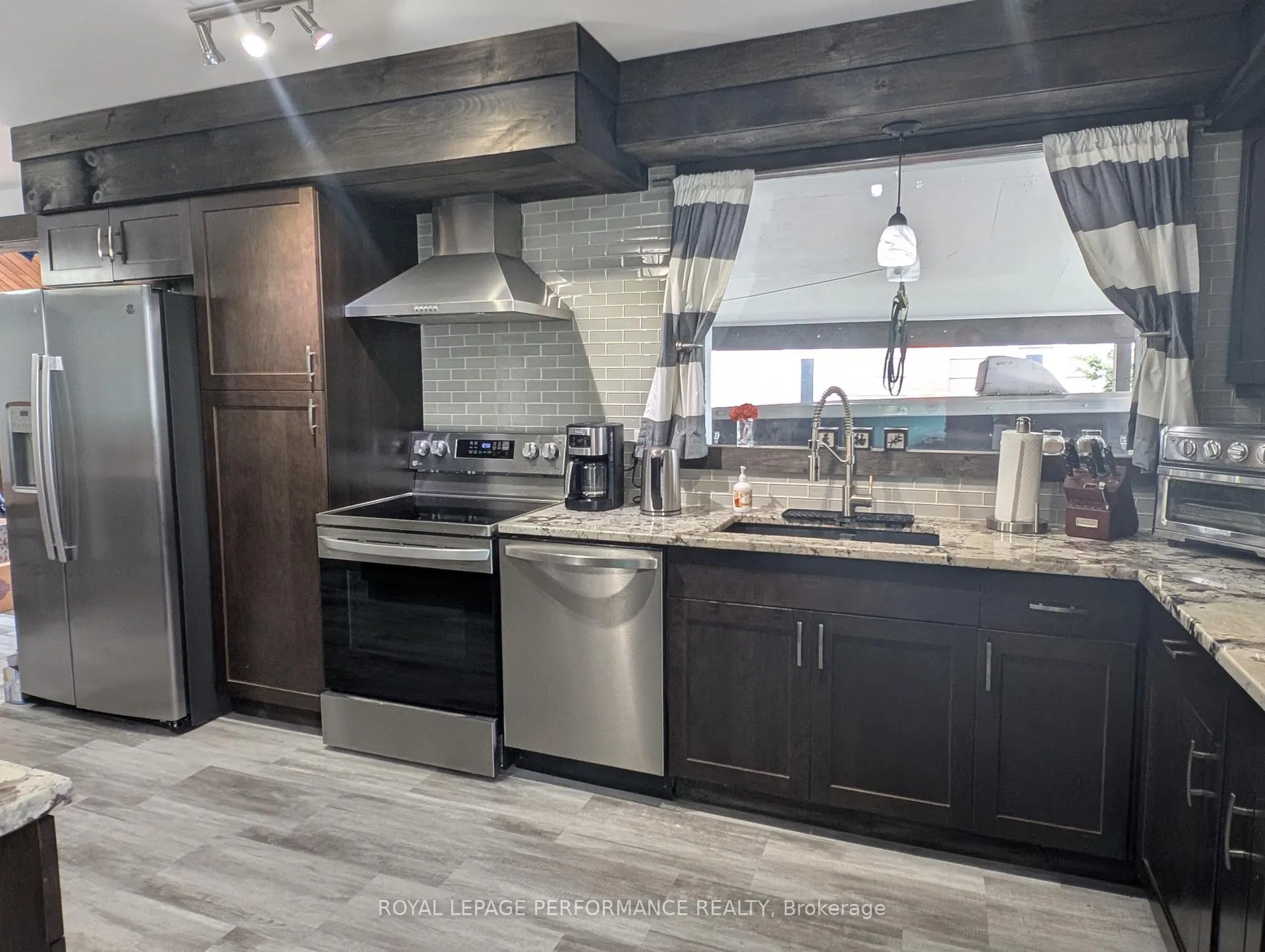 Photo 7 of 320 Baldwin Avenue, Cornwall — HOMEH