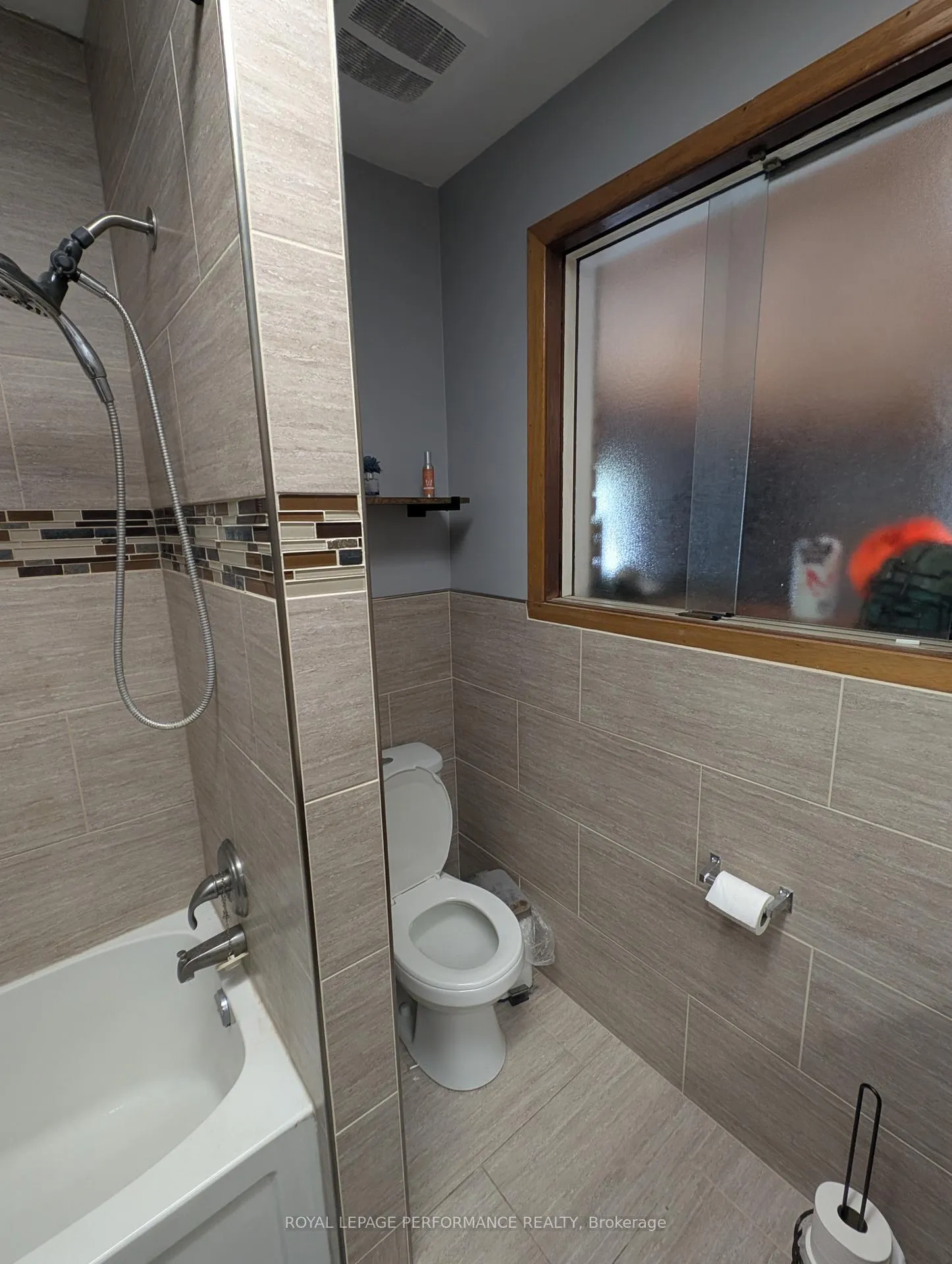 Photo 11 of 320 Baldwin Avenue, Cornwall — HOMEH