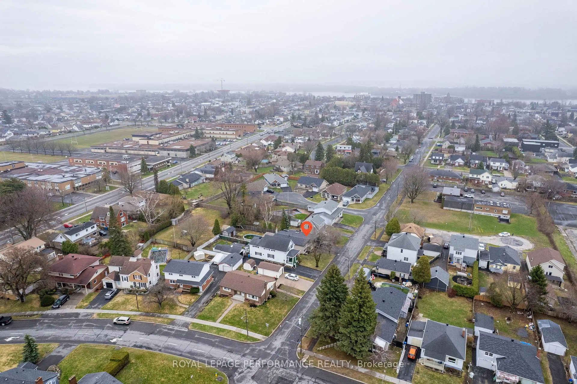 Photo 29 of 320 Baldwin Avenue, Cornwall — HOMEH
