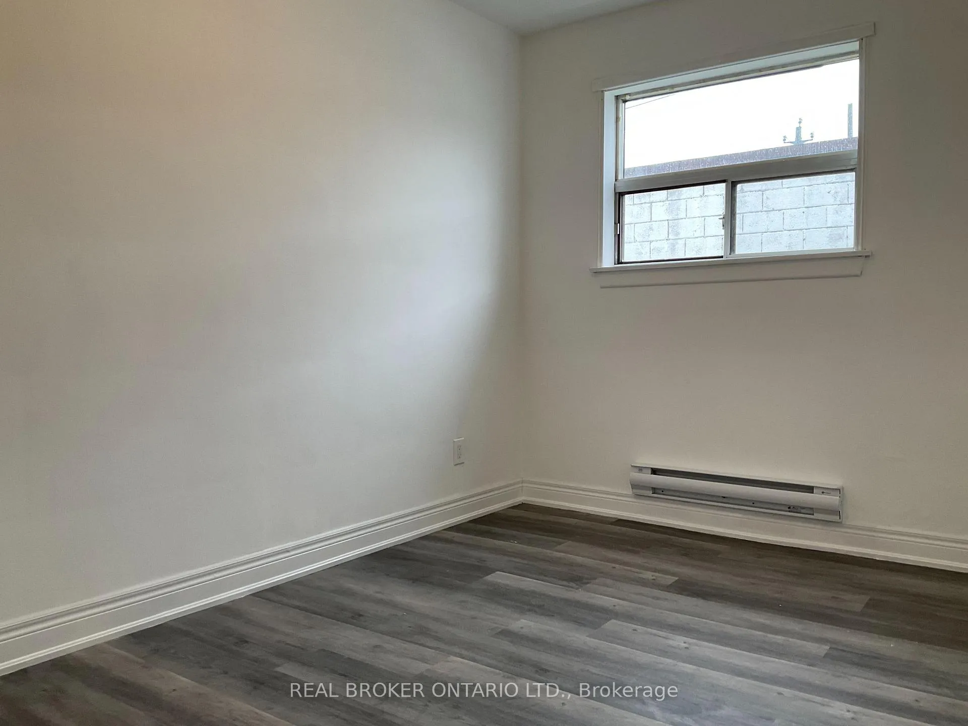 Photo 6 of Unit 1, 2209 Gerrard Street E, Toronto, East End-Danforth — HOMEH