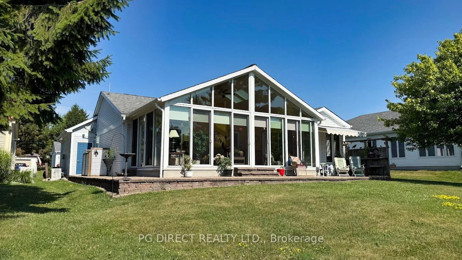 Photo 1 of 17 Pine Ridge Road, Centre Wellington, Belwood — HOMEH