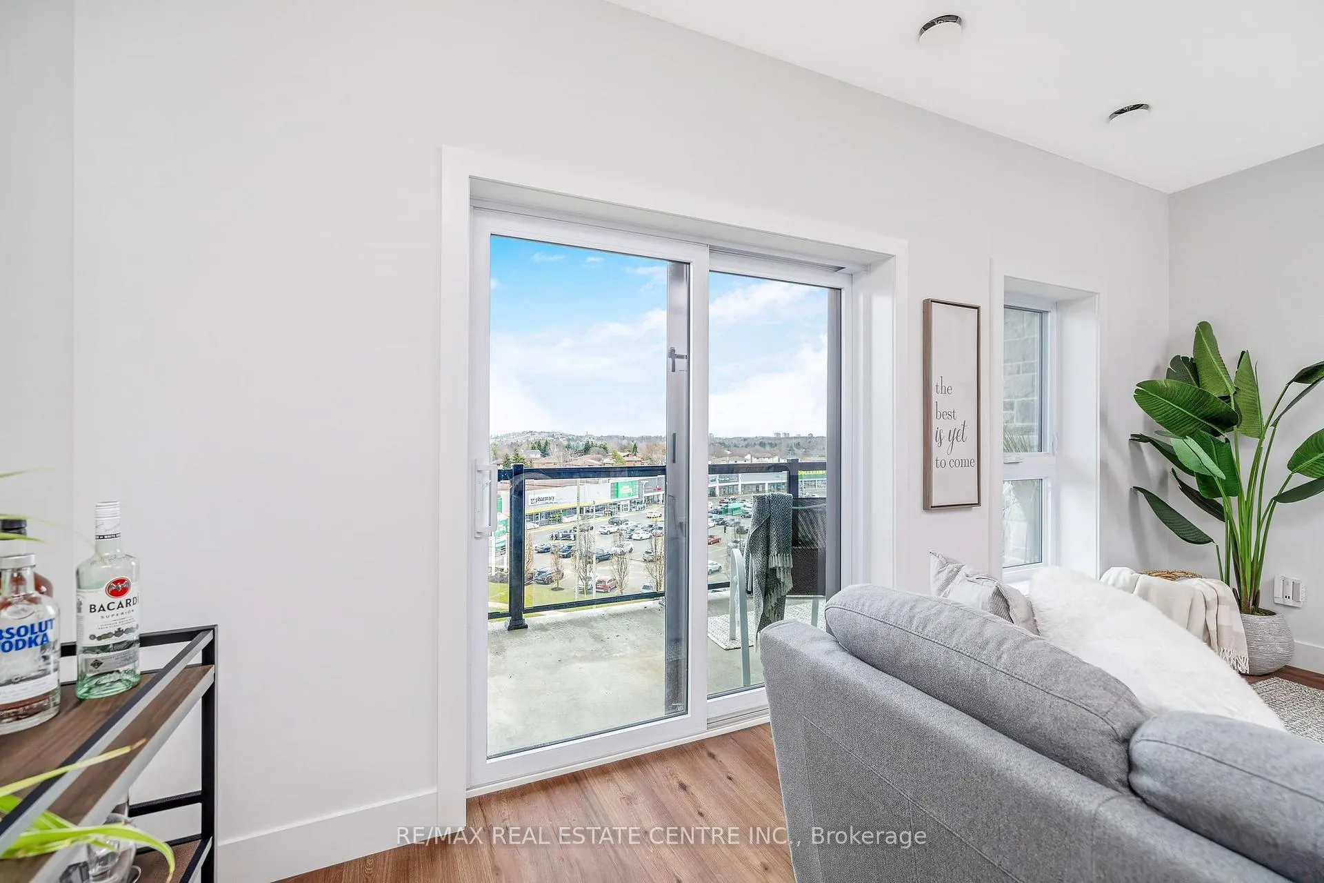 Photo 12 of 1000 Lackner Place, Kitchener — HOMEH