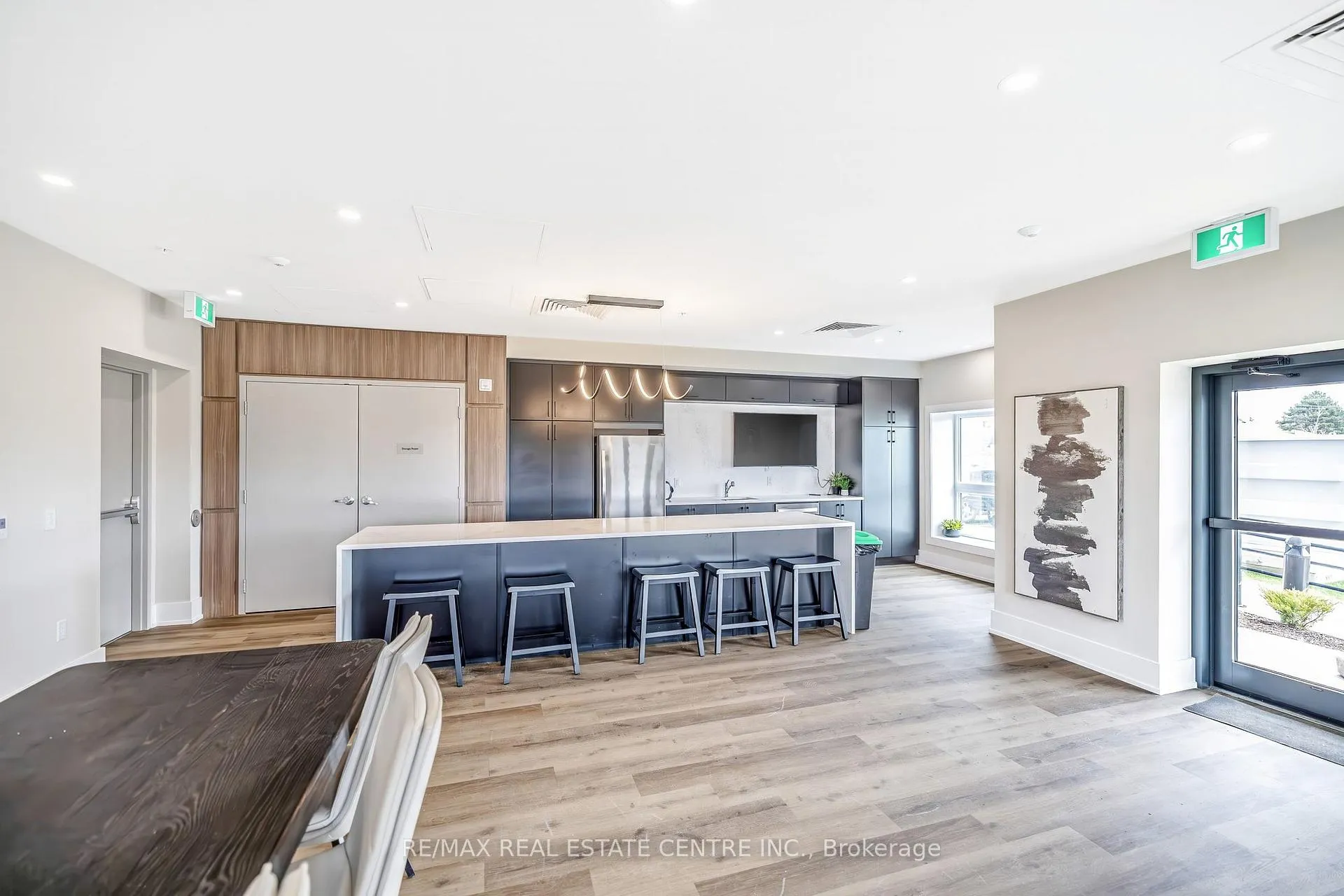 Photo 25 of 1000 Lackner Place, Kitchener — HOMEH