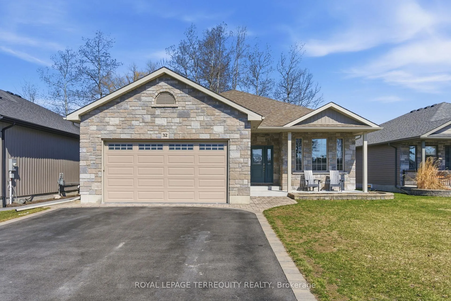 Photo 1 of 32 Birchmount Street, Quinte West, Murray Ward — HOMEH