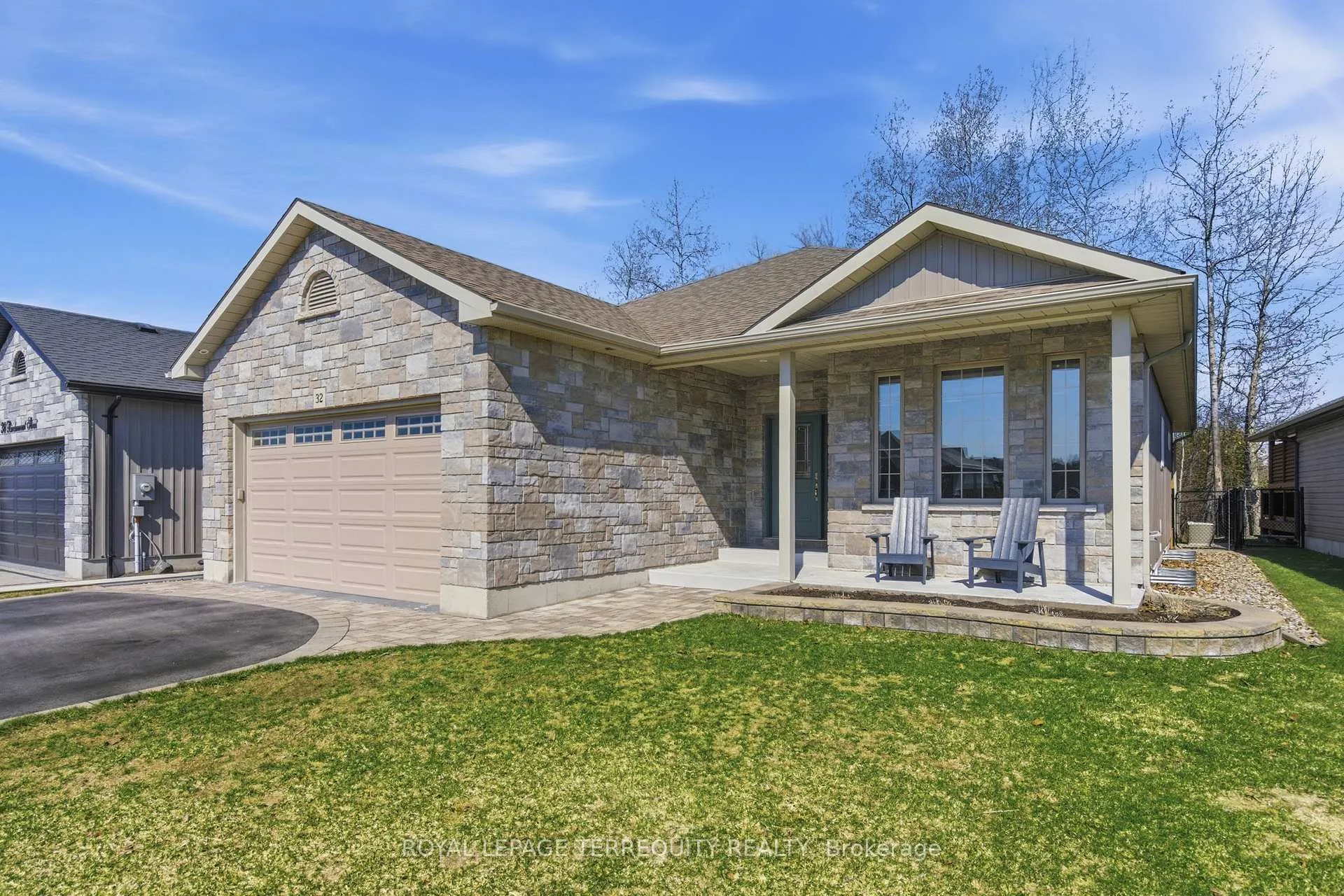 Photo 2 of 32 Birchmount Street, Quinte West, Murray Ward — HOMEH