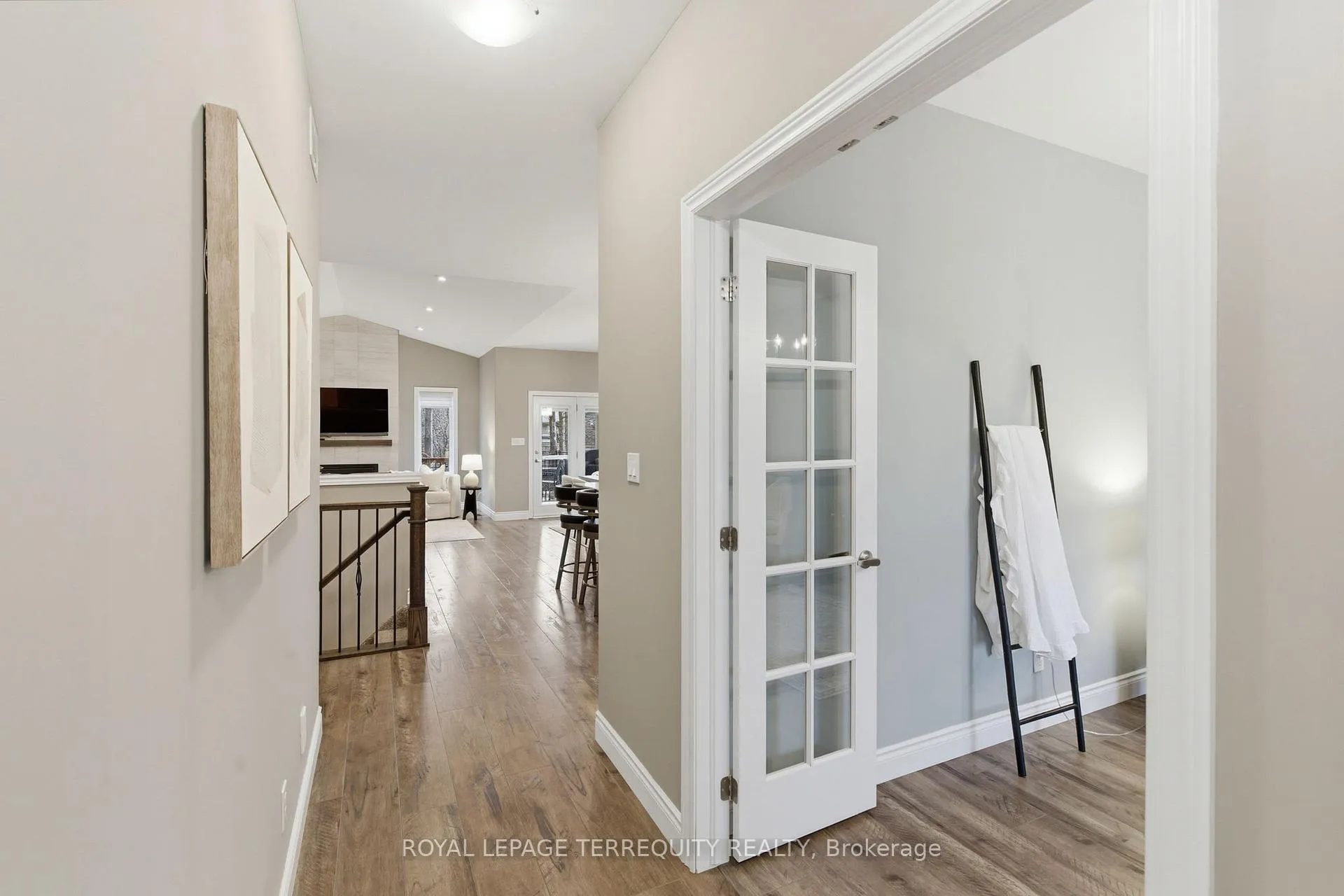 Photo 5 of 32 Birchmount Street, Quinte West, Murray Ward — HOMEH