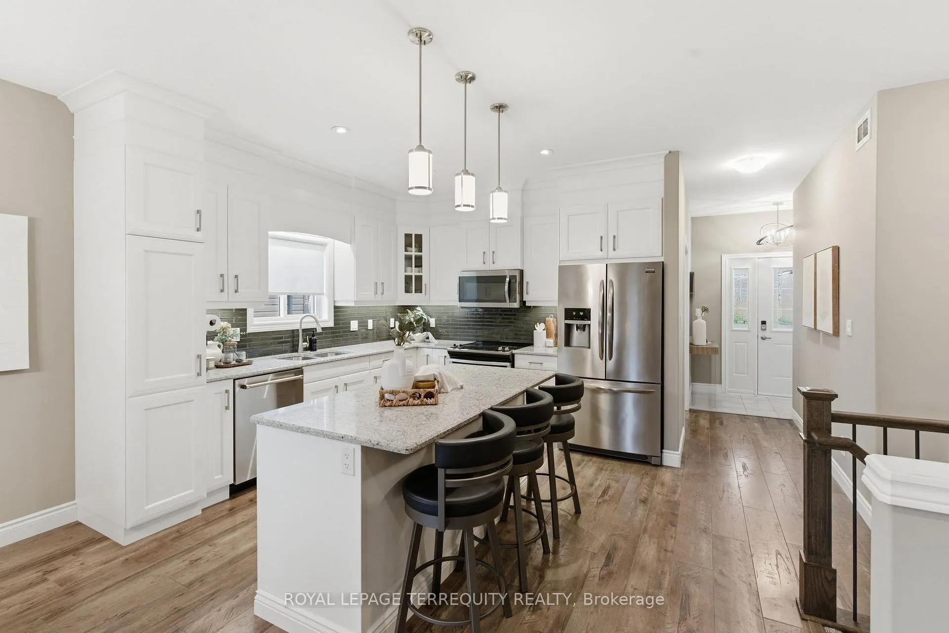 Photo 10 of 32 Birchmount Street, Quinte West, Murray Ward — HOMEH