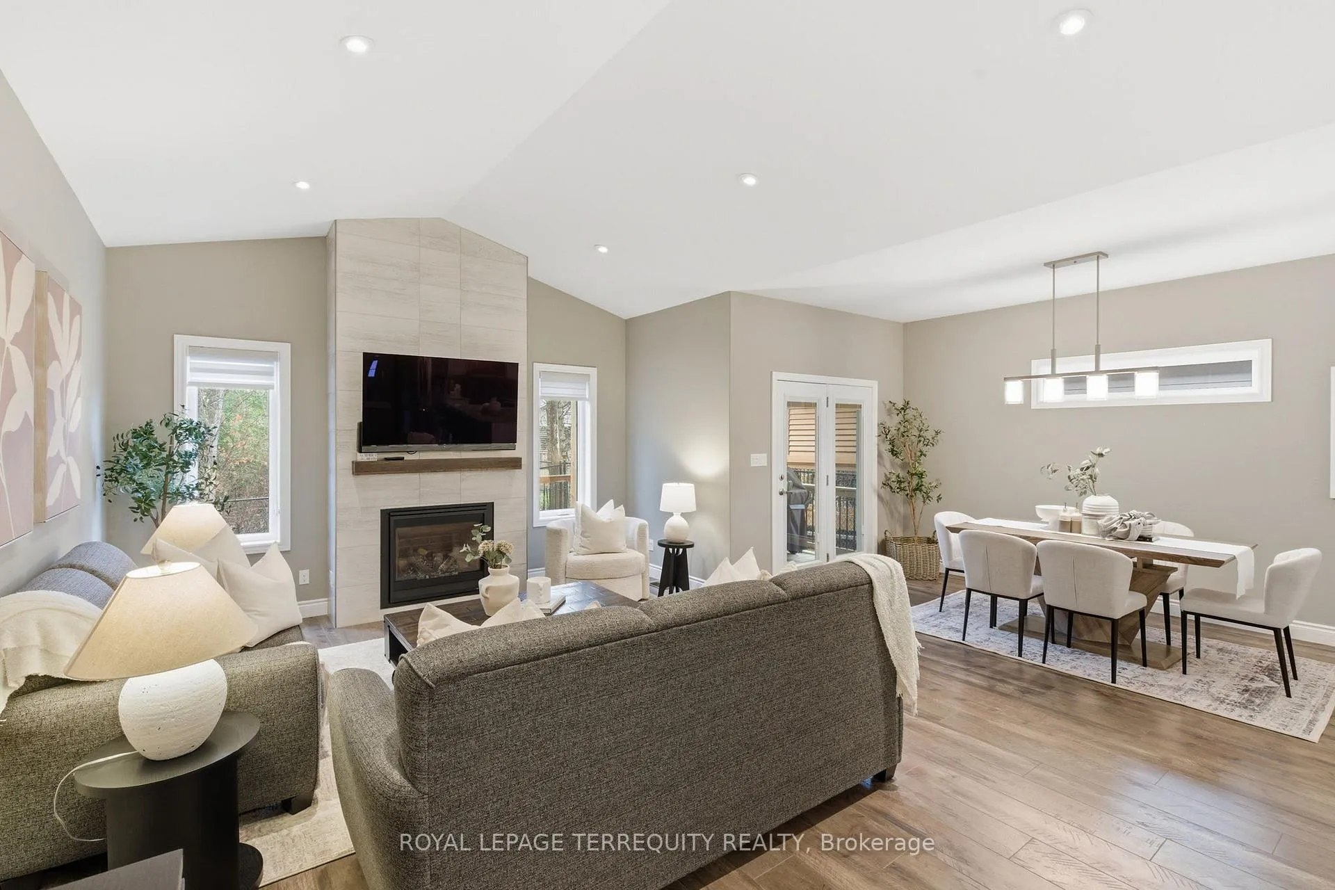 Photo 16 of 32 Birchmount Street, Quinte West, Murray Ward — HOMEH
