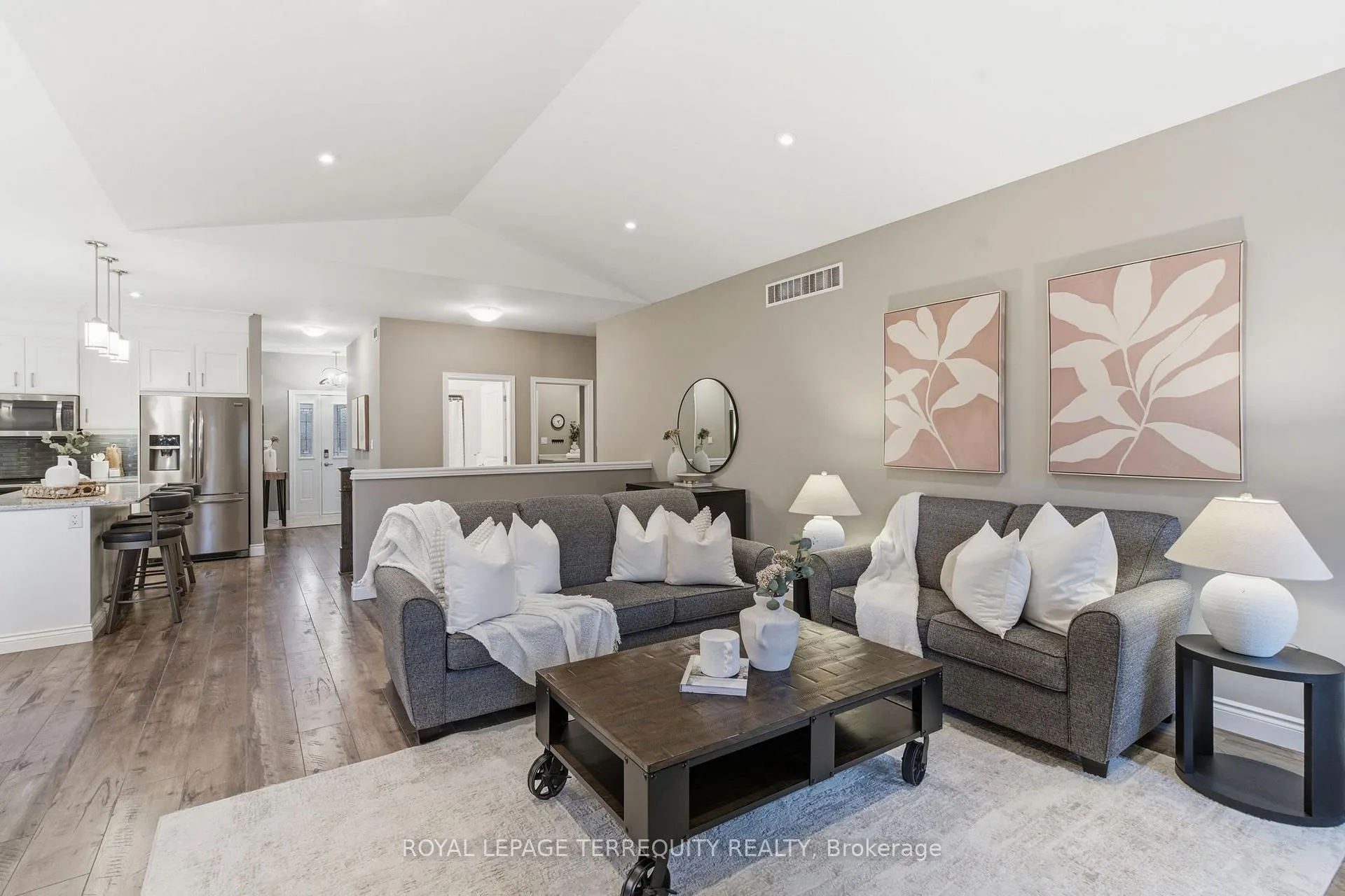 Photo 18 of 32 Birchmount Street, Quinte West, Murray Ward — HOMEH