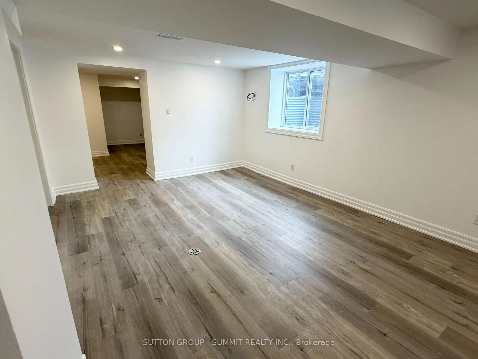 Photo 8 of 482 East 37th (Basement) Street, Hamilton, Burkholme — HOMEH
