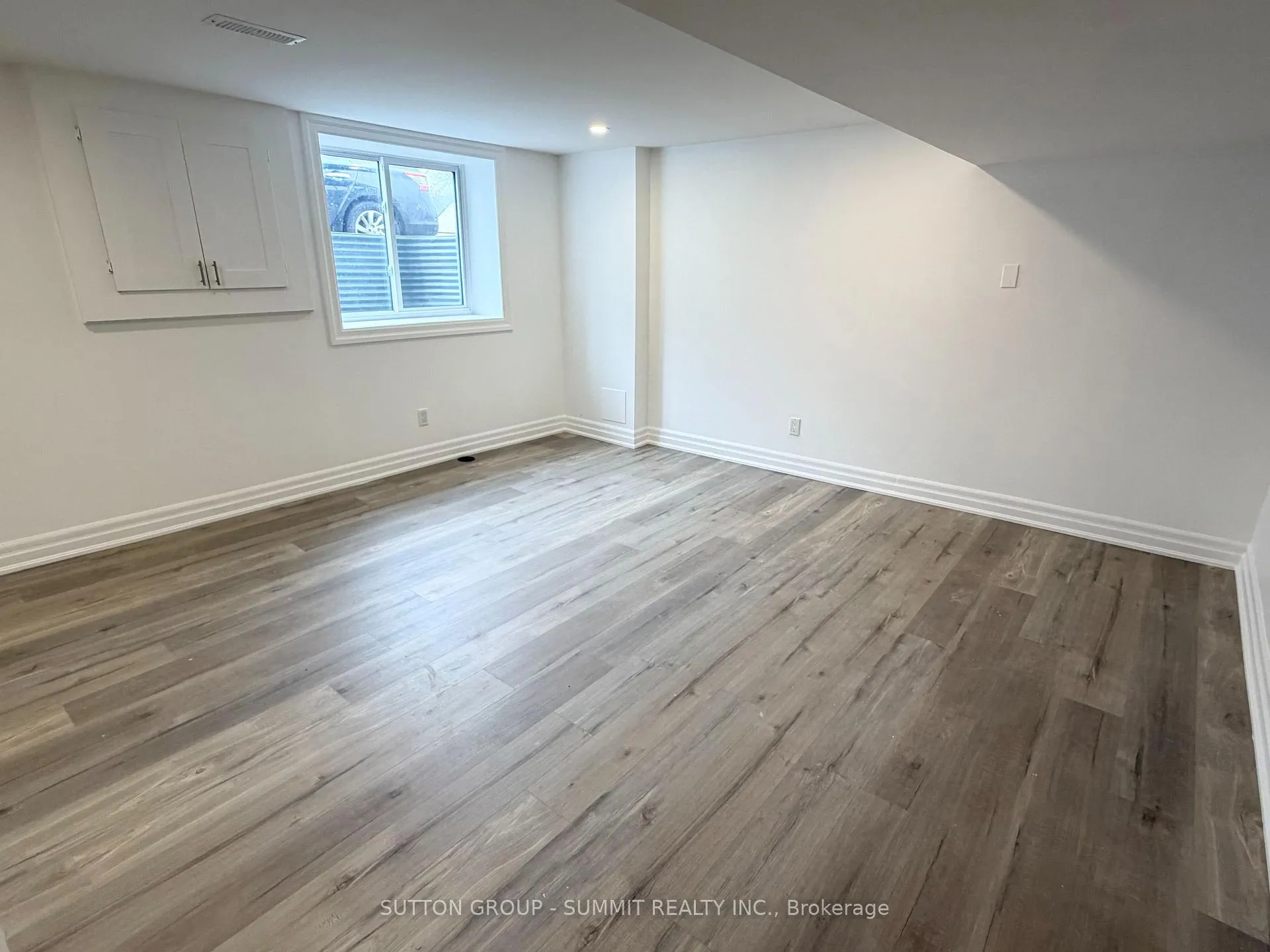 Photo 9 of 482 East 37th (Basement) Street, Hamilton, Burkholme — HOMEH