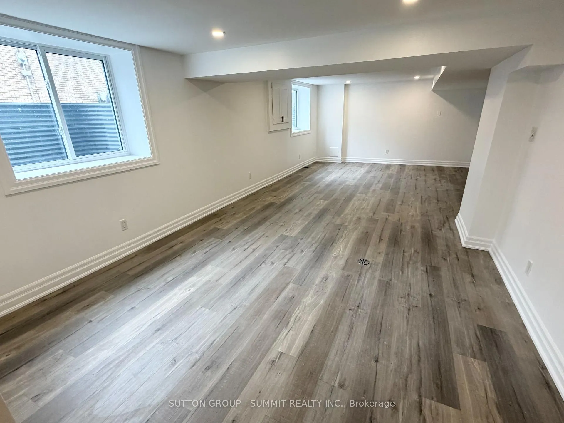 Photo 12 of 482 East 37th (Basement) Street, Hamilton, Burkholme — HOMEH