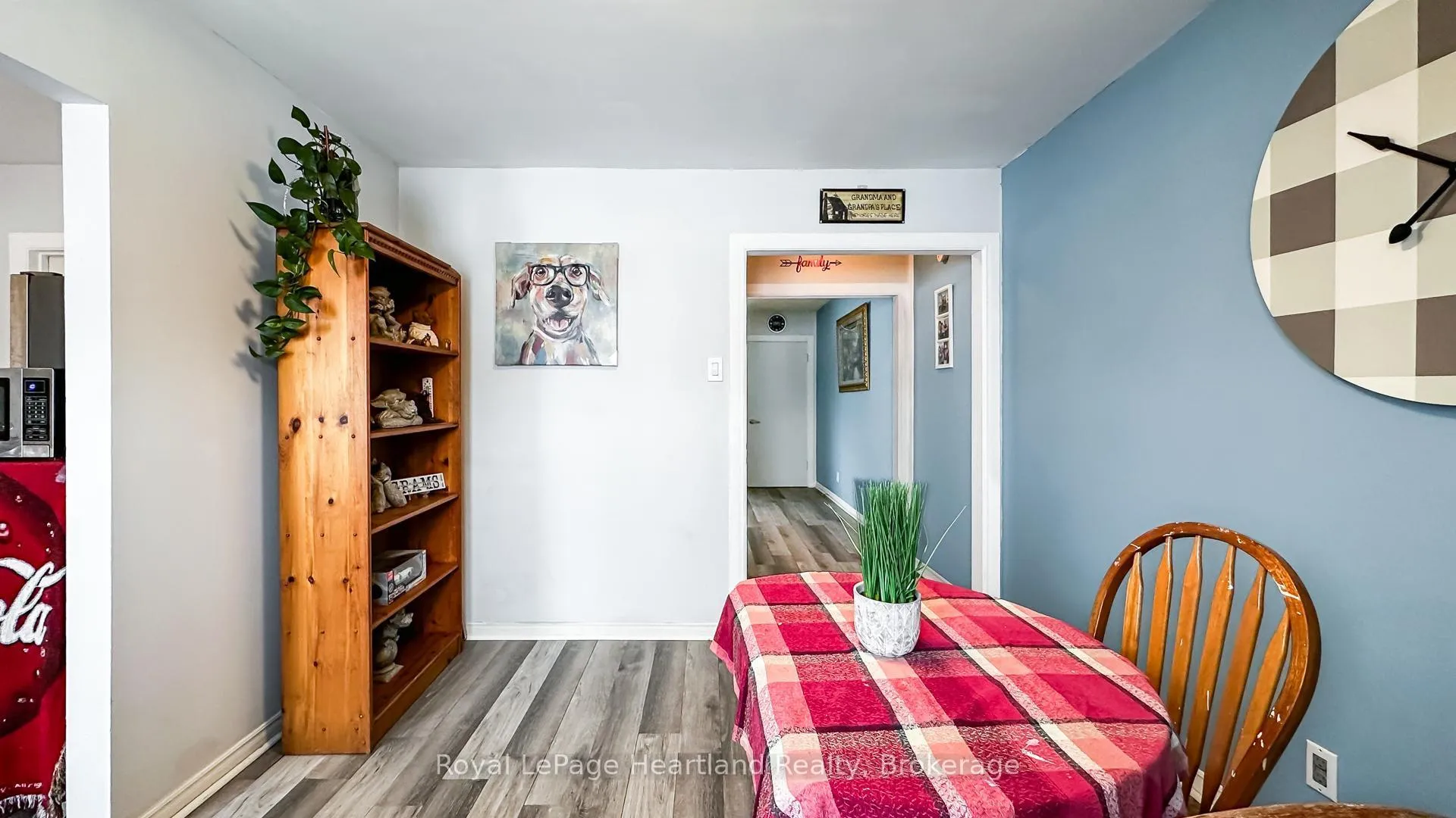 Photo 10 of 21 St Charles Place, Huron East, Vanastra — HOMEH