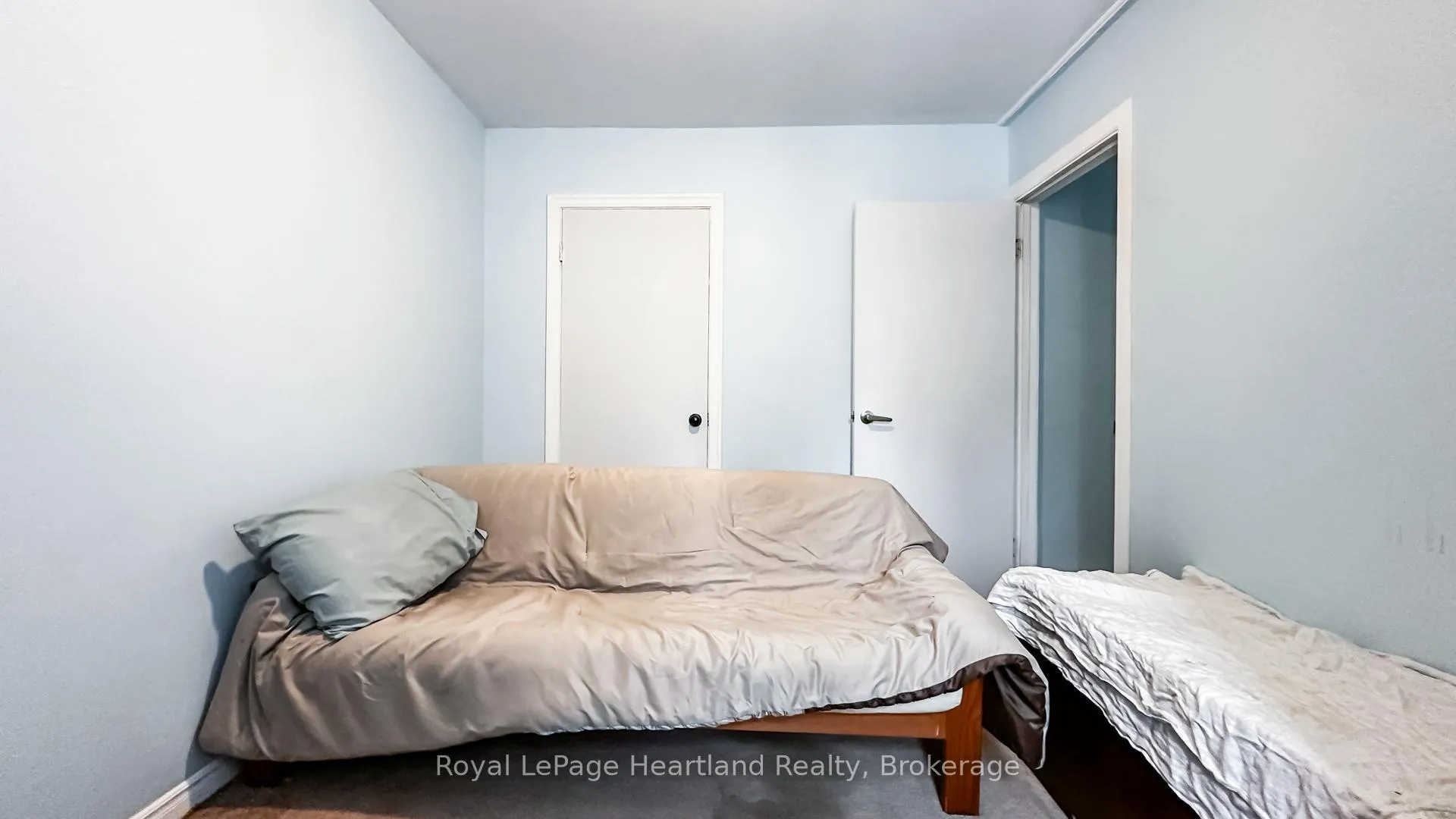 Photo 24 of 21 St Charles Place, Huron East, Vanastra — HOMEH