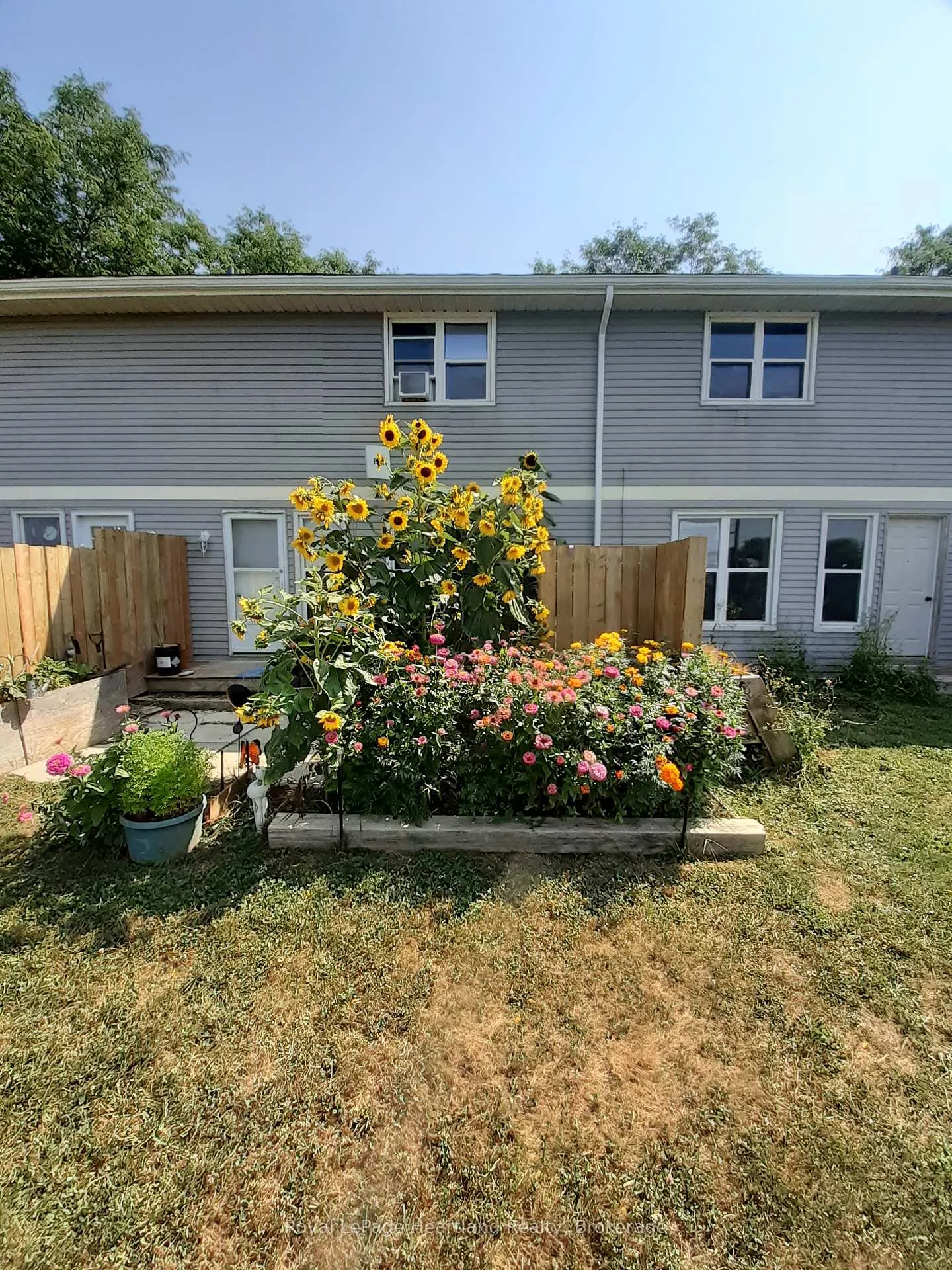 Photo 33 of 21 St Charles Place, Huron East, Vanastra — HOMEH