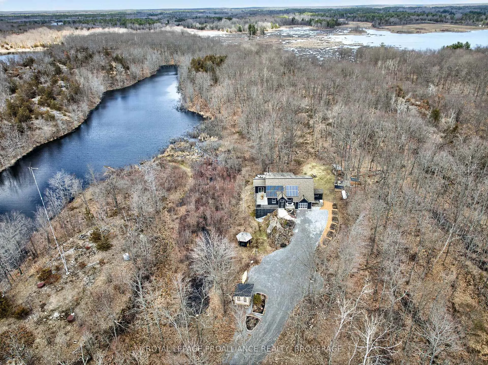 Photo 2 of 5025 North Shore Road, Frontenac, Frontenac South — HOMEH