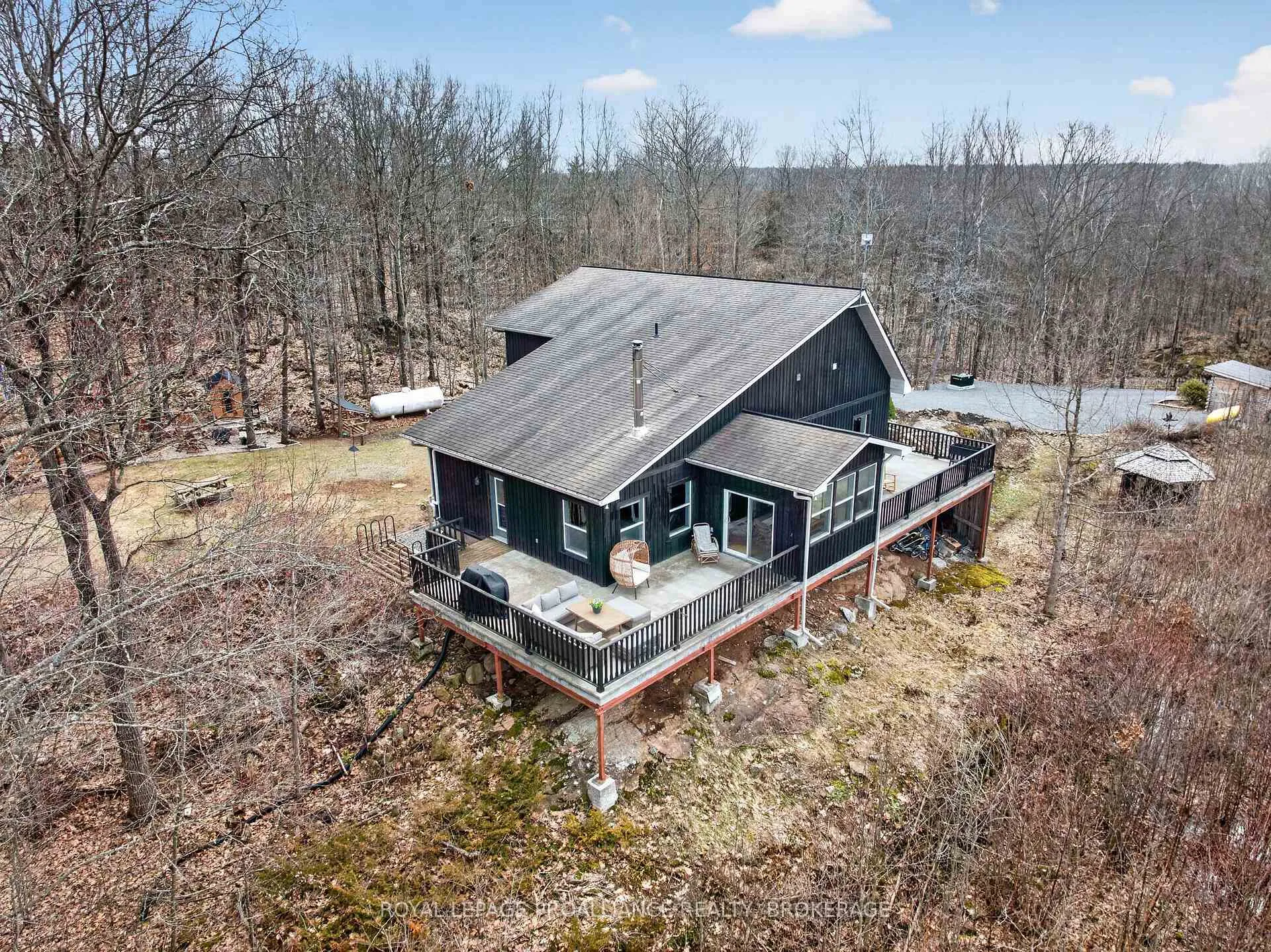 Photo 5 of 5025 North Shore Road, Frontenac, Frontenac South — HOMEH