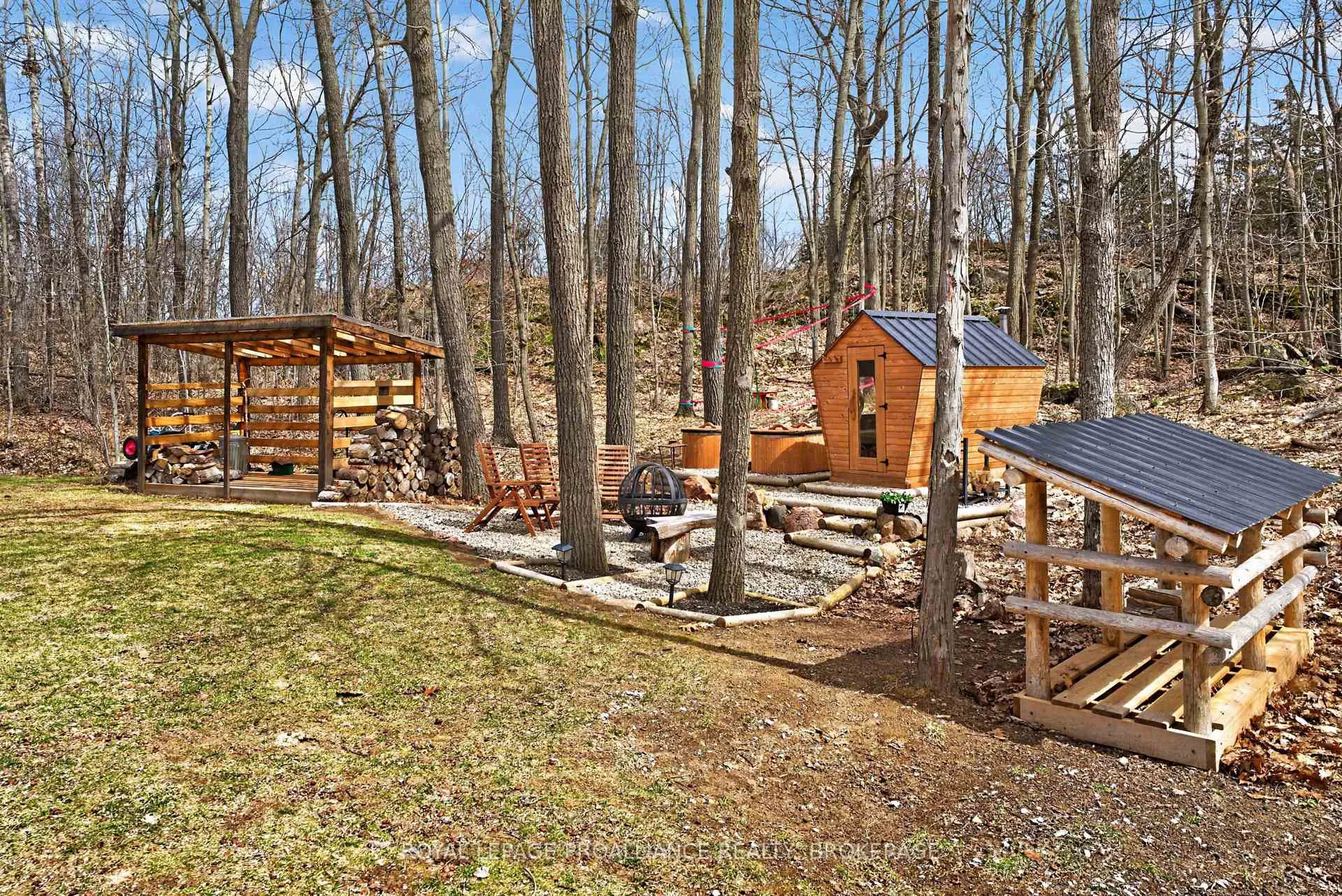 Photo 9 of 5025 North Shore Road, Frontenac, Frontenac South — HOMEH