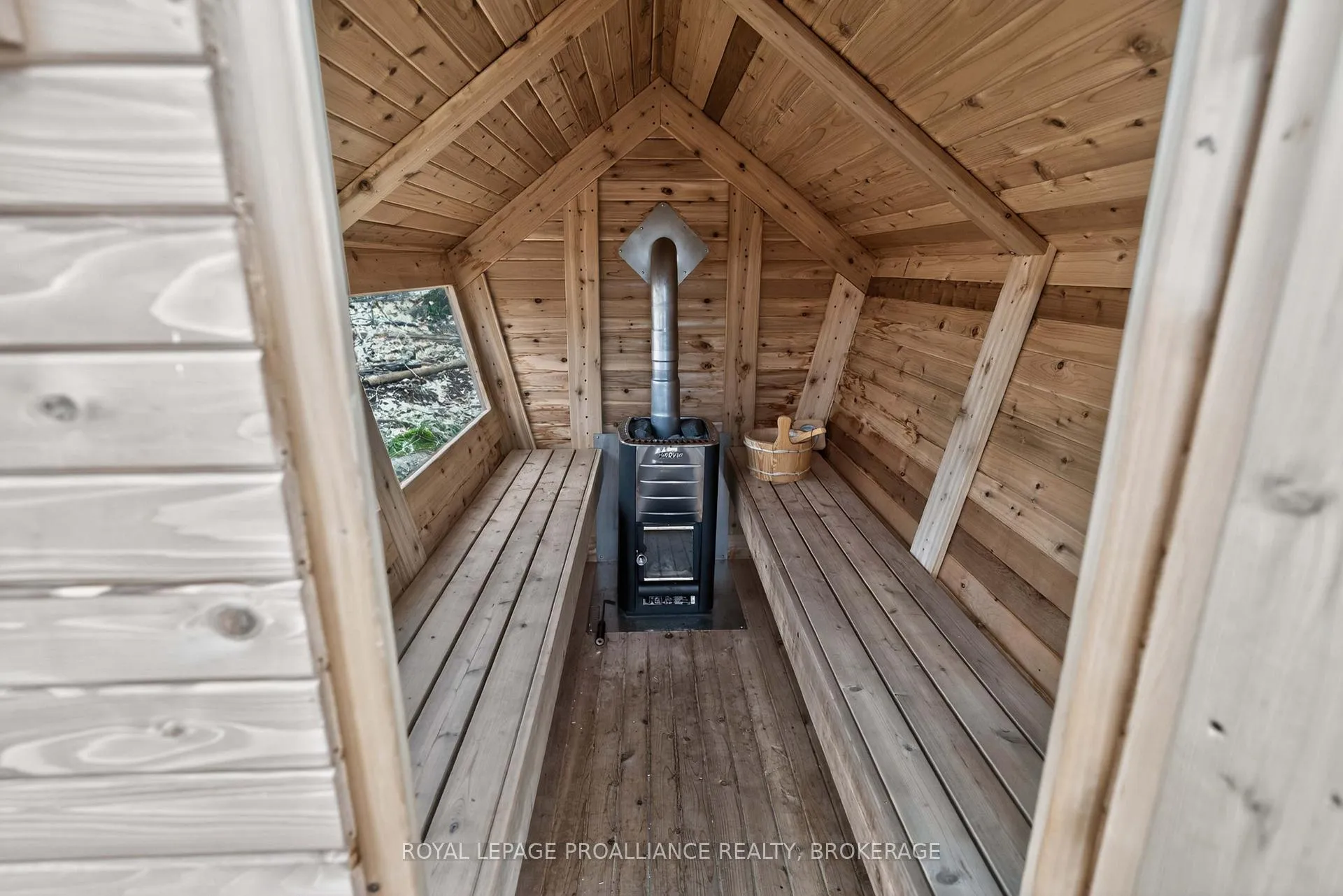 Photo 12 of 5025 North Shore Road, Frontenac, Frontenac South — HOMEH