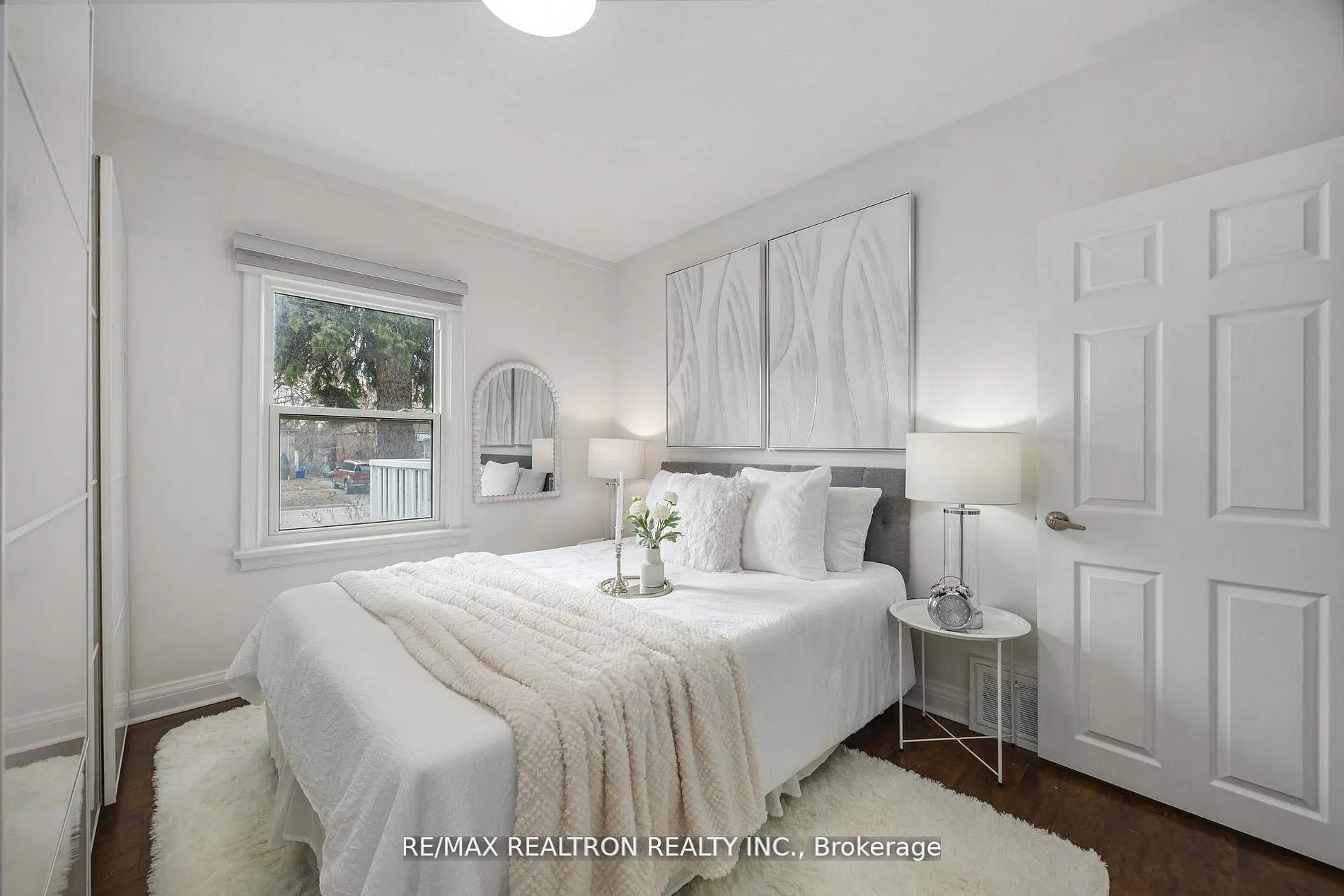 Photo 16 of 40 Highland Park Boulevard, Markham, Grandview — HOMEH