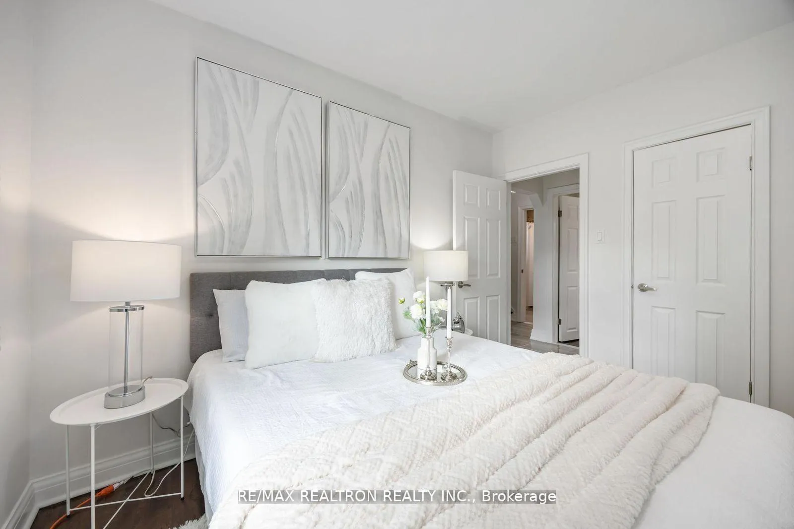 Photo 17 of 40 Highland Park Boulevard, Markham, Grandview — HOMEH