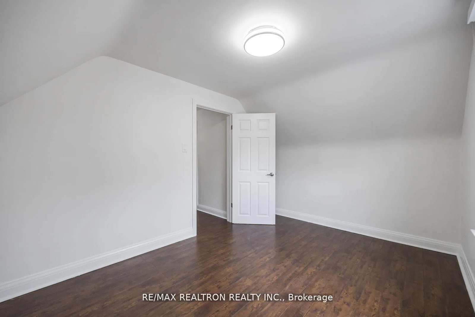 Photo 31 of 40 Highland Park Boulevard, Markham, Grandview — HOMEH